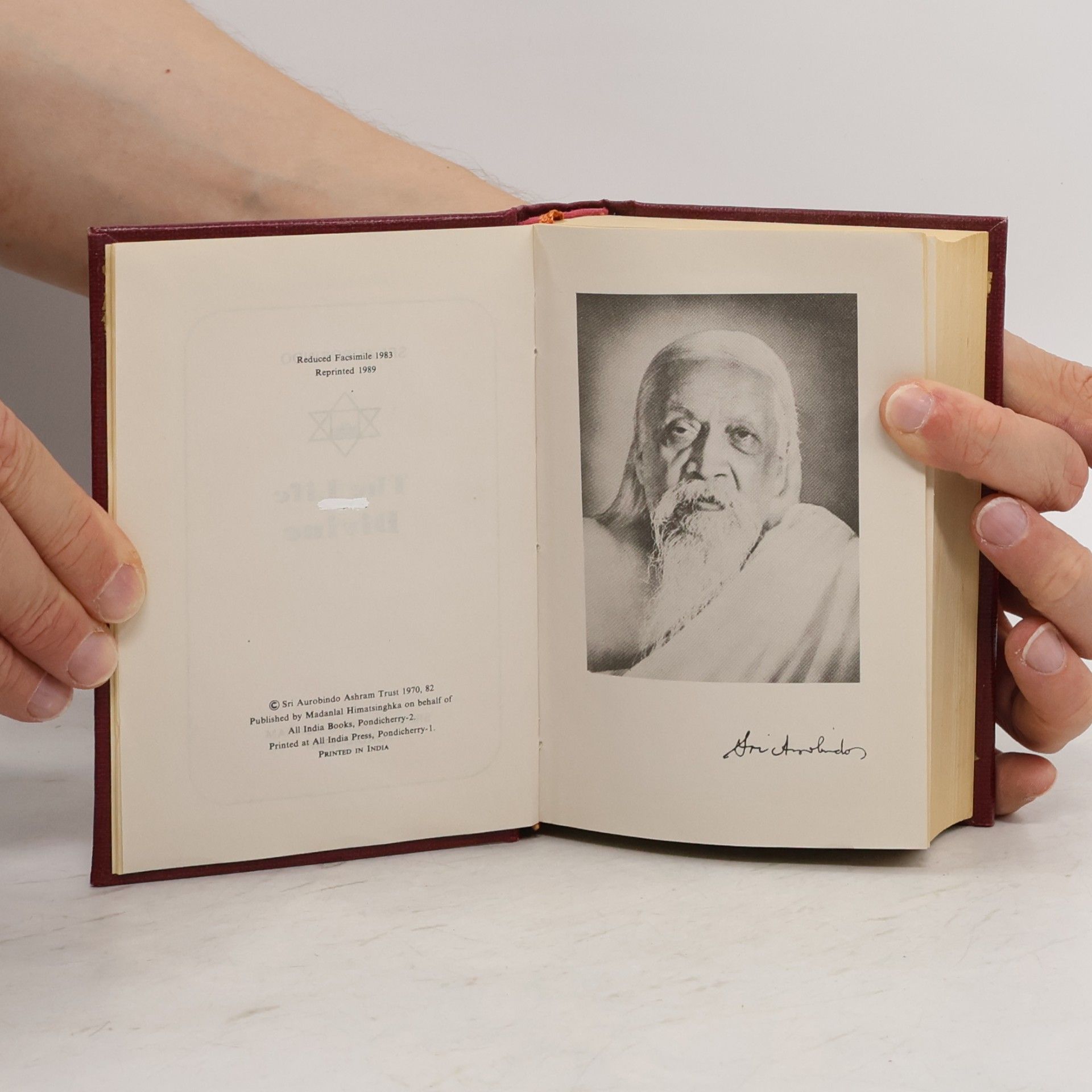Šrí Aurobindo The Live Divine