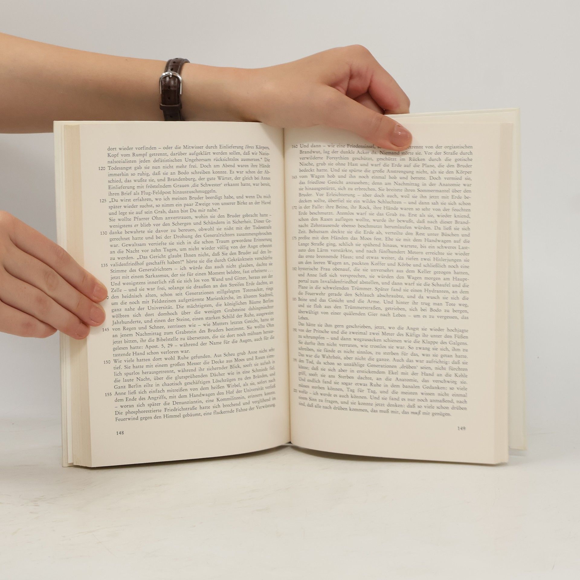 Various authors Schwarz auf weiß. Sekundarstufe 10
