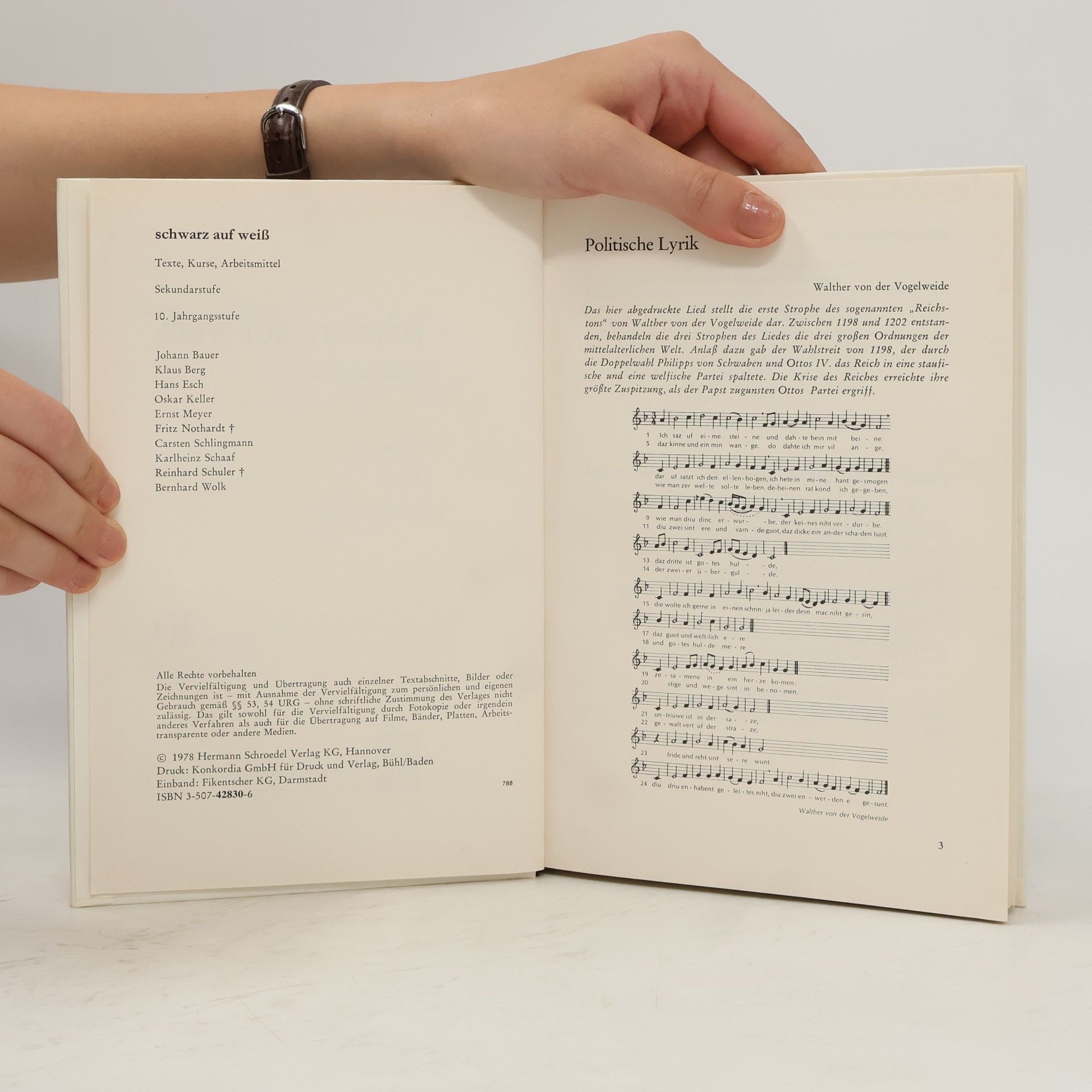 Various authors Schwarz auf weiß. Sekundarstufe 10