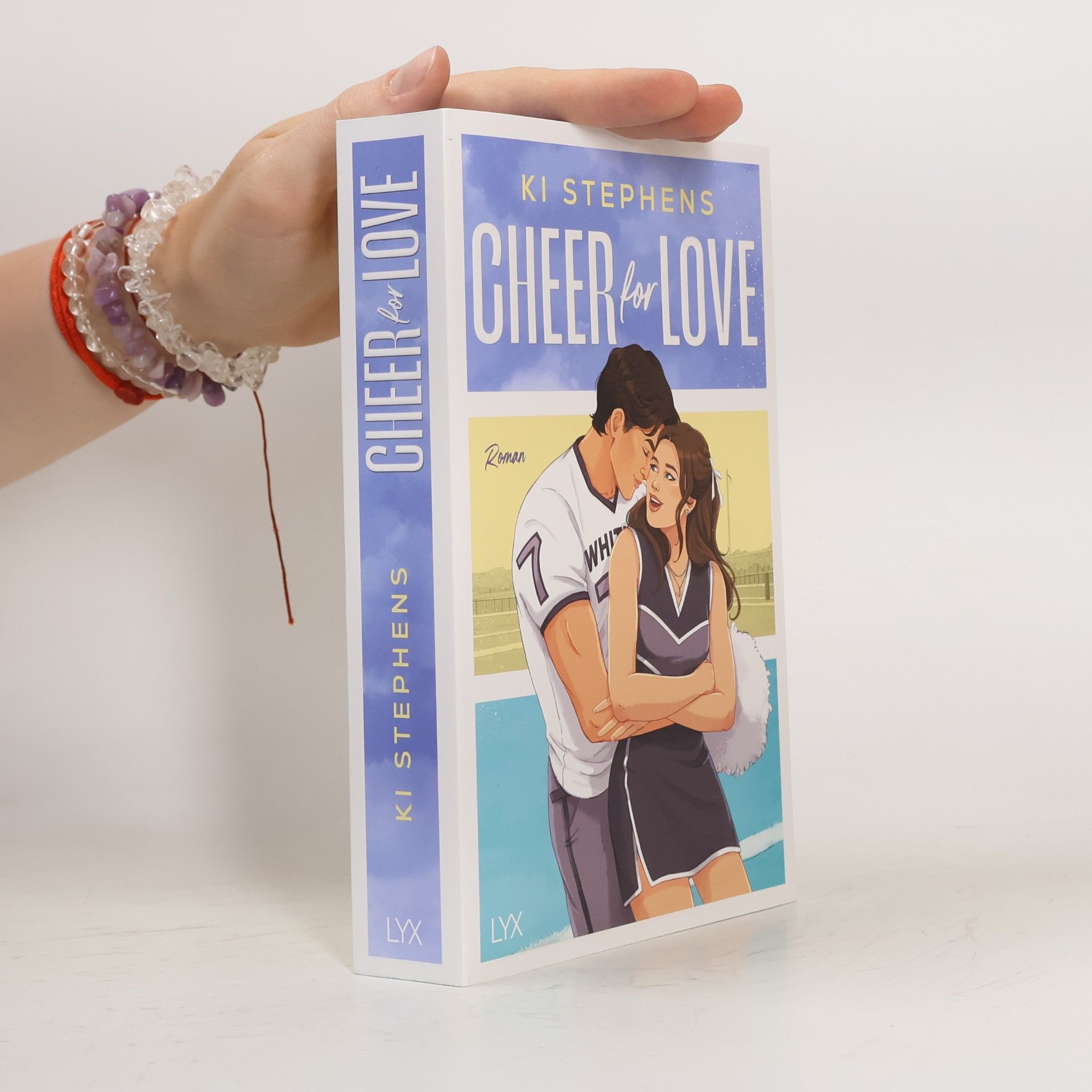 Kia Stephens Cheer for Love