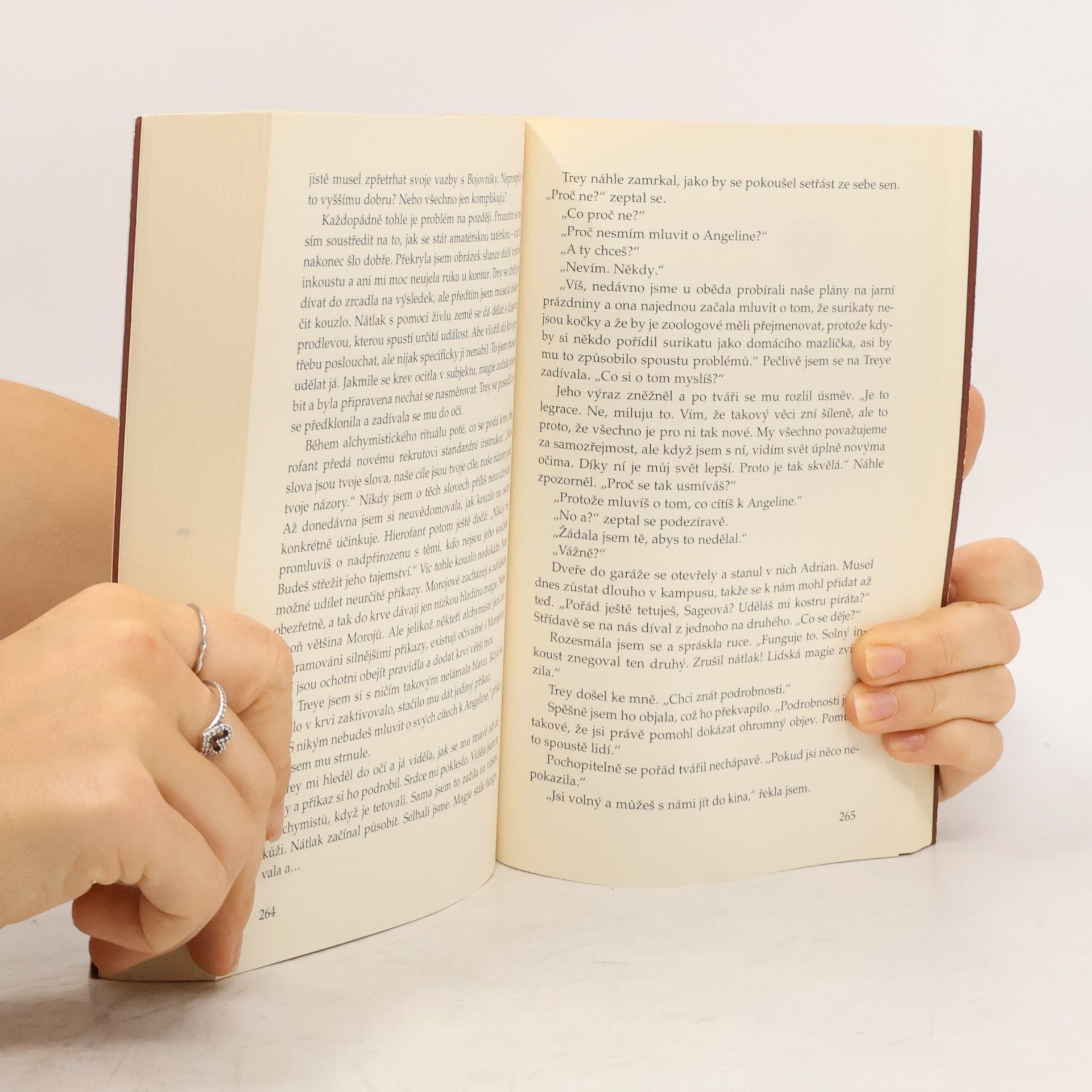 Richelle Mead Pokrevní pouta 4. Ohnivé srdce