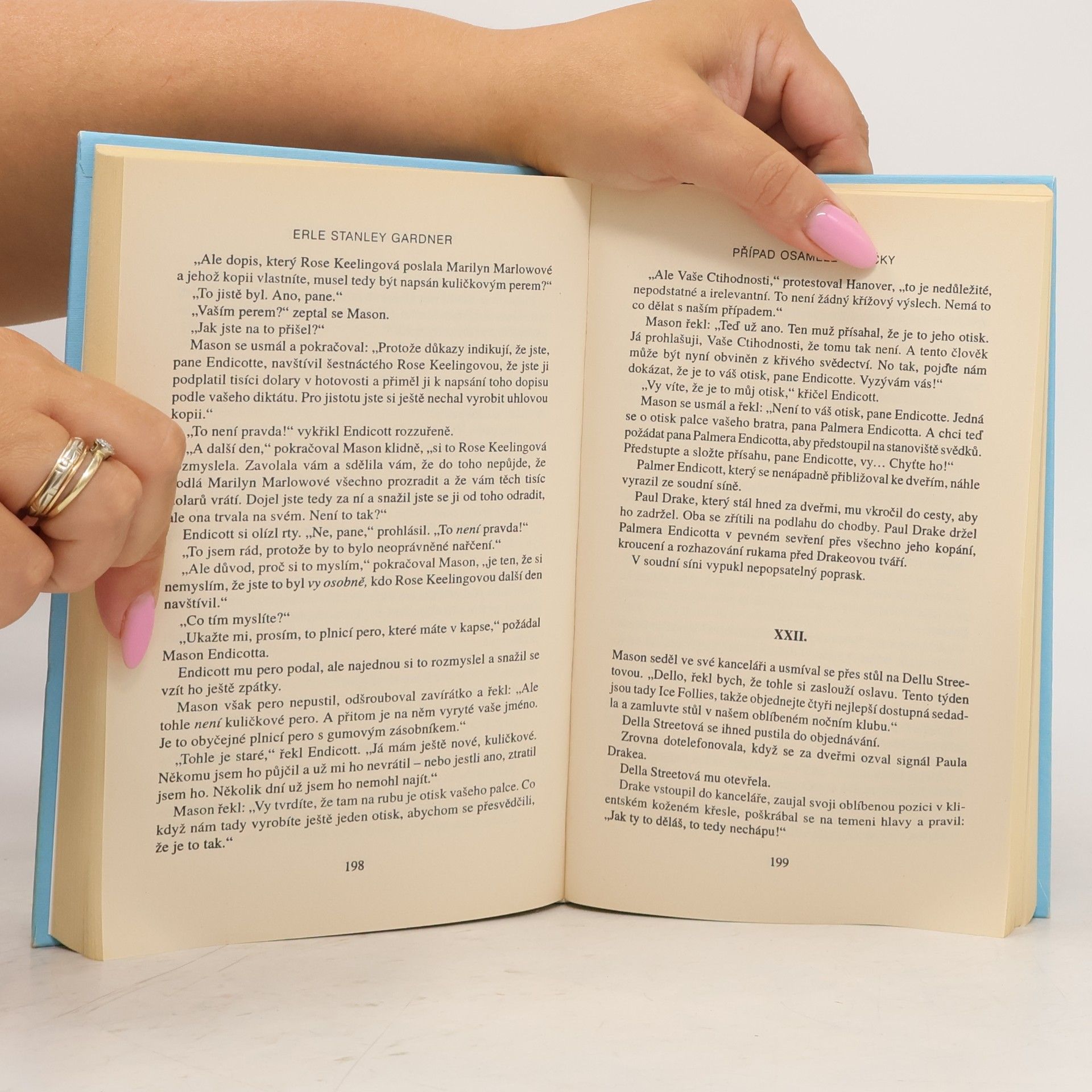 Erle Stanley Gardner Případ osamělé dědičky ; Případ koně vějířové tanečnice