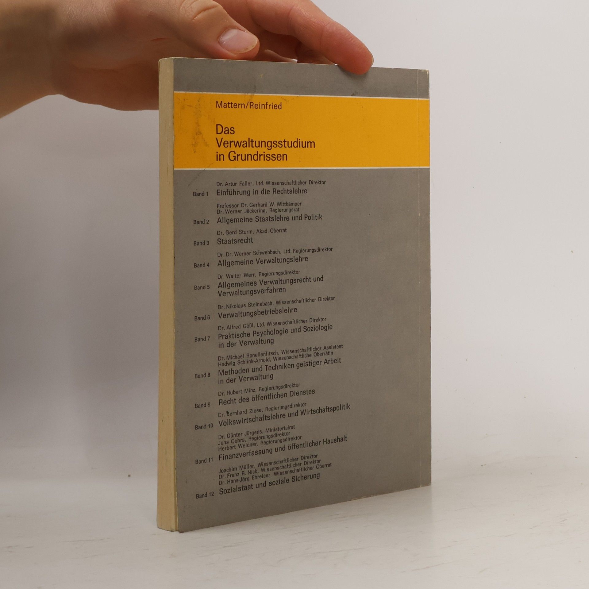 Hubert Minz Das Verwaltungsstudium in Grundrissen - 9: Recht des öffentlichen Dienstes