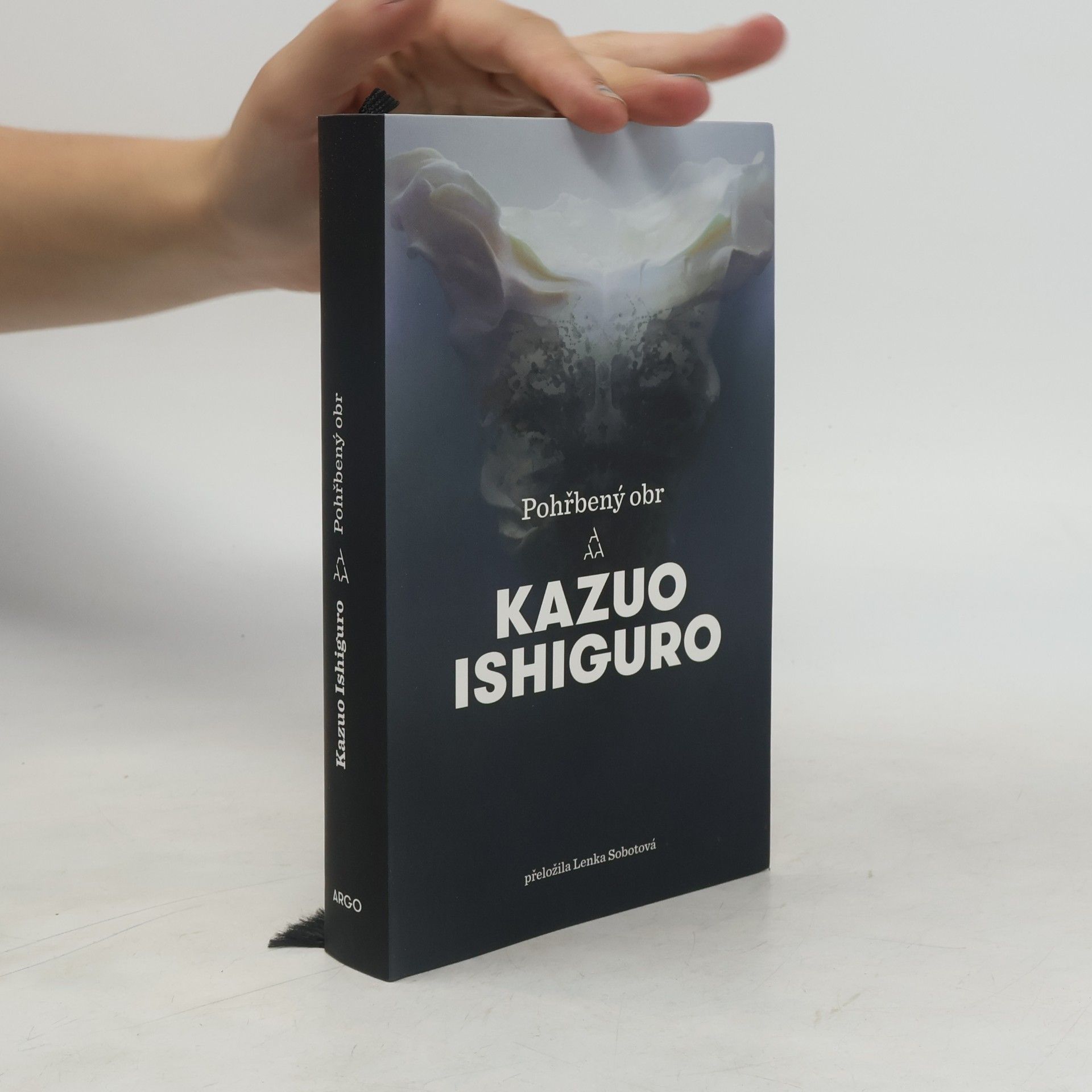 Kazuo Ishiguro Pohřbený obr