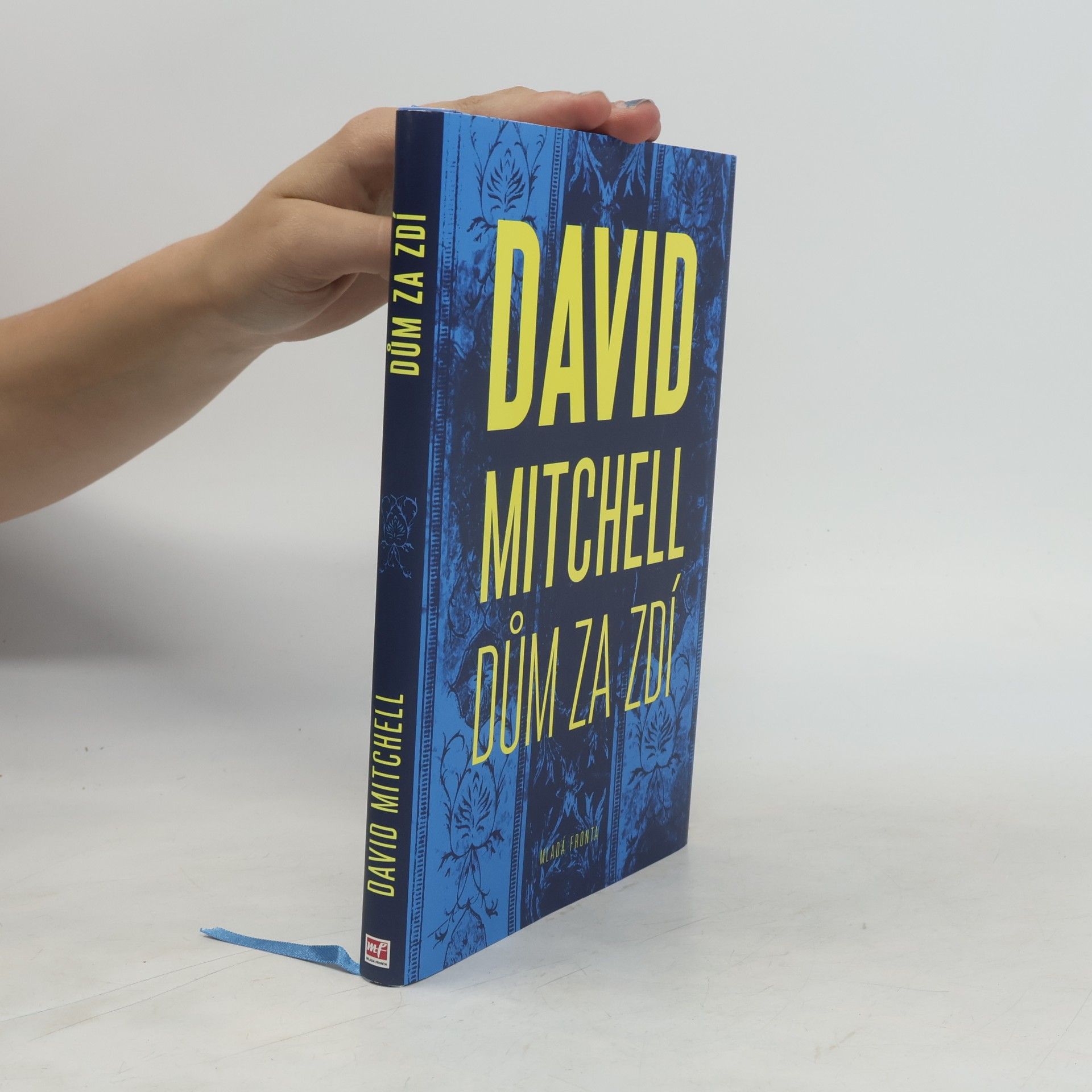 David Mitchell Dům za zdí