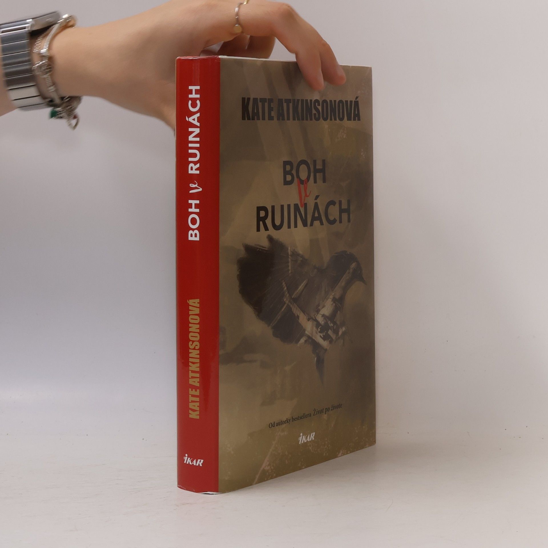 Kate Atkinson Boh v ruinách