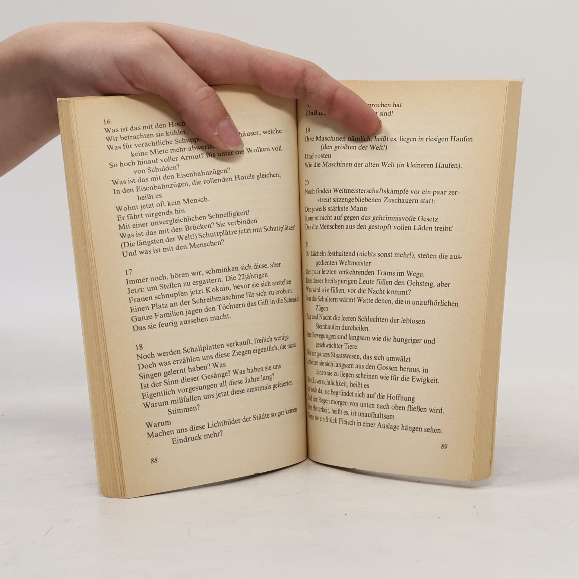 Bertolt Brecht Gedichte für Städtebewohner