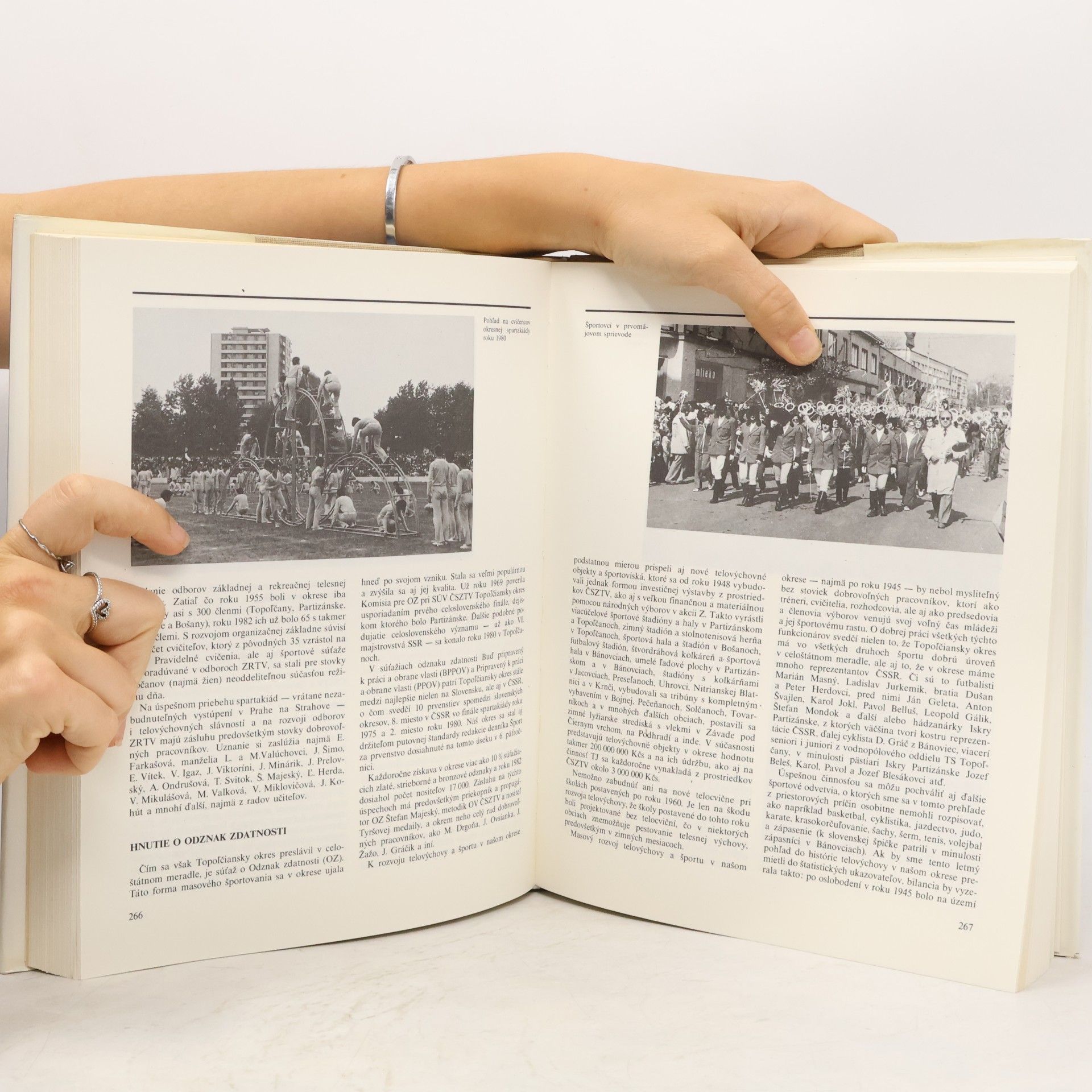 Vlado Uhlár Okres Topoĺčany. Historicko-vlastivedná monografia