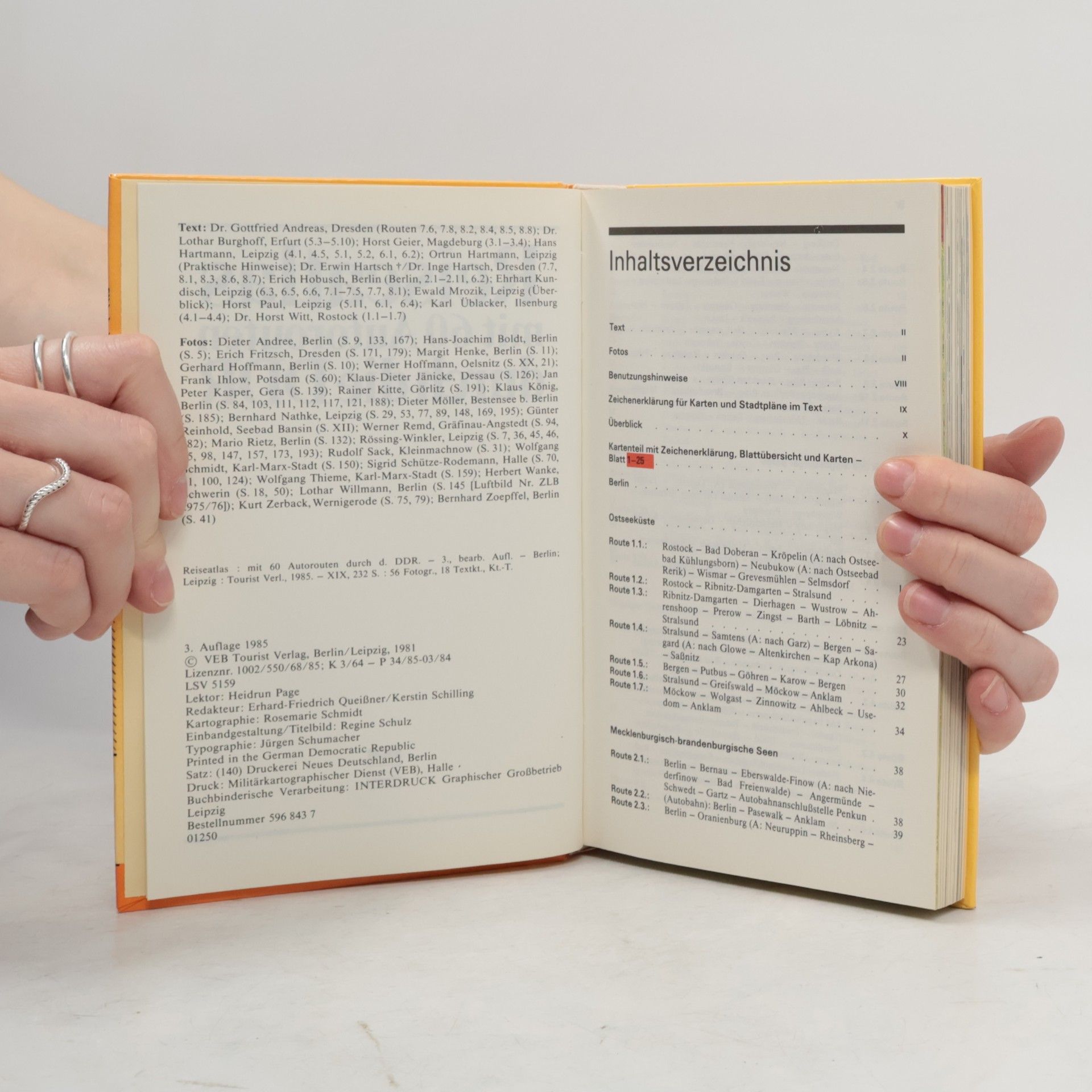 Autorenkollektiv Reise Atlas mit 60 Autorouten durch die DDR