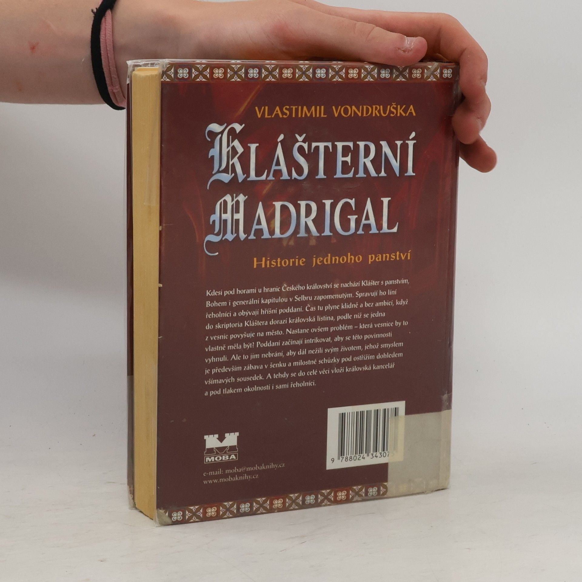 Vlastimil Vondruška Klášterní madrigal: Historie jednoho panství