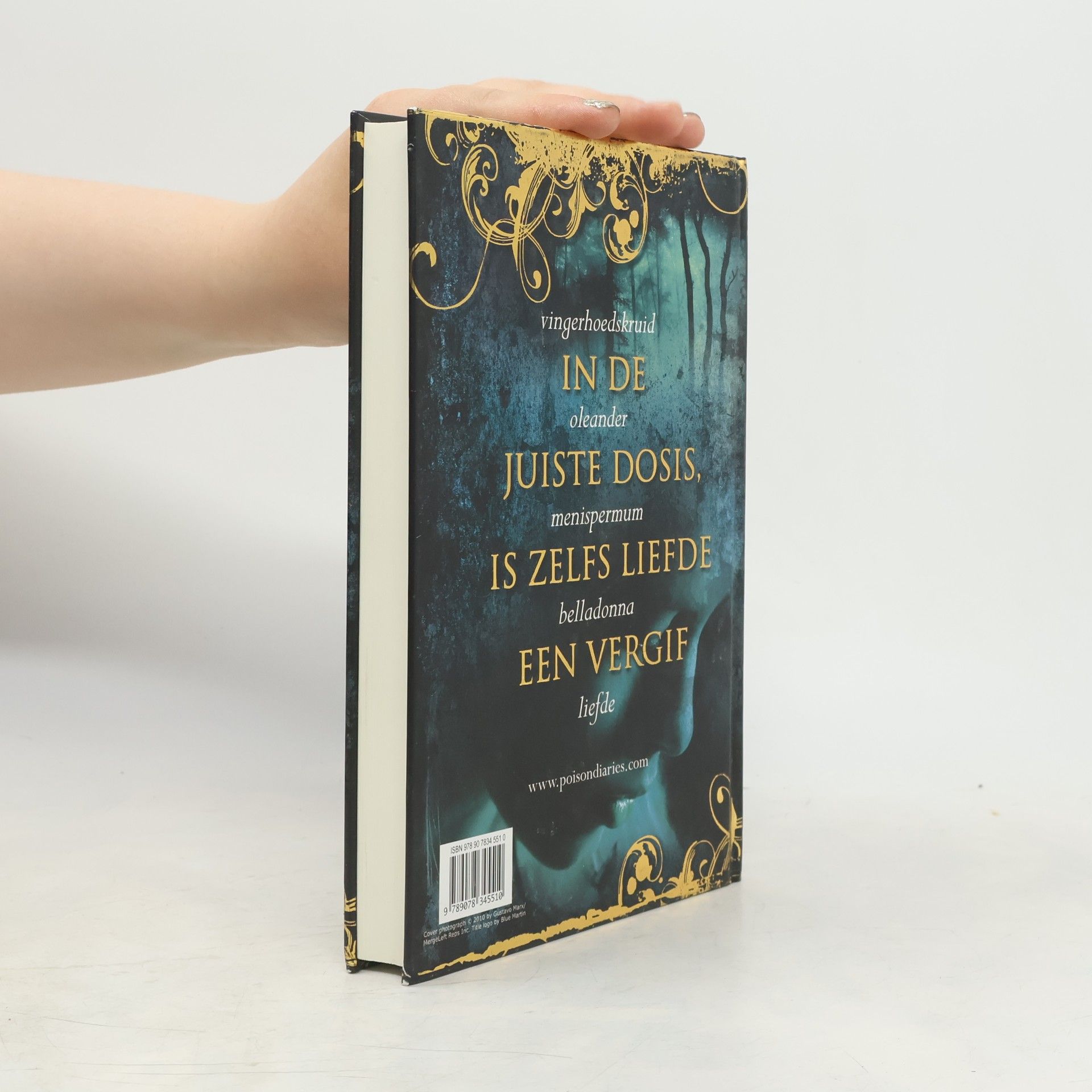 Maryrose Wood The Poison Diaries