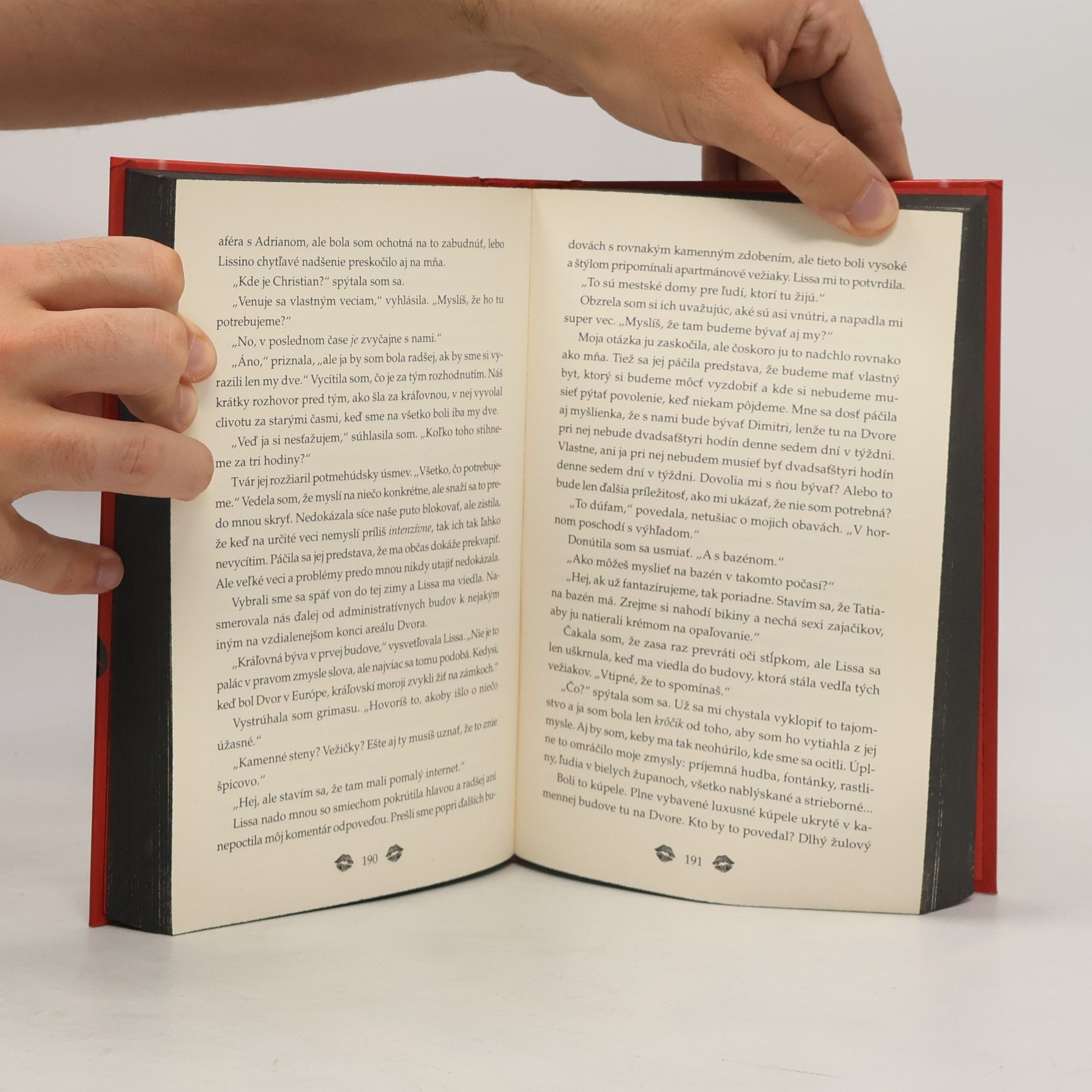 Richelle Mead Tieňom pobozkaná