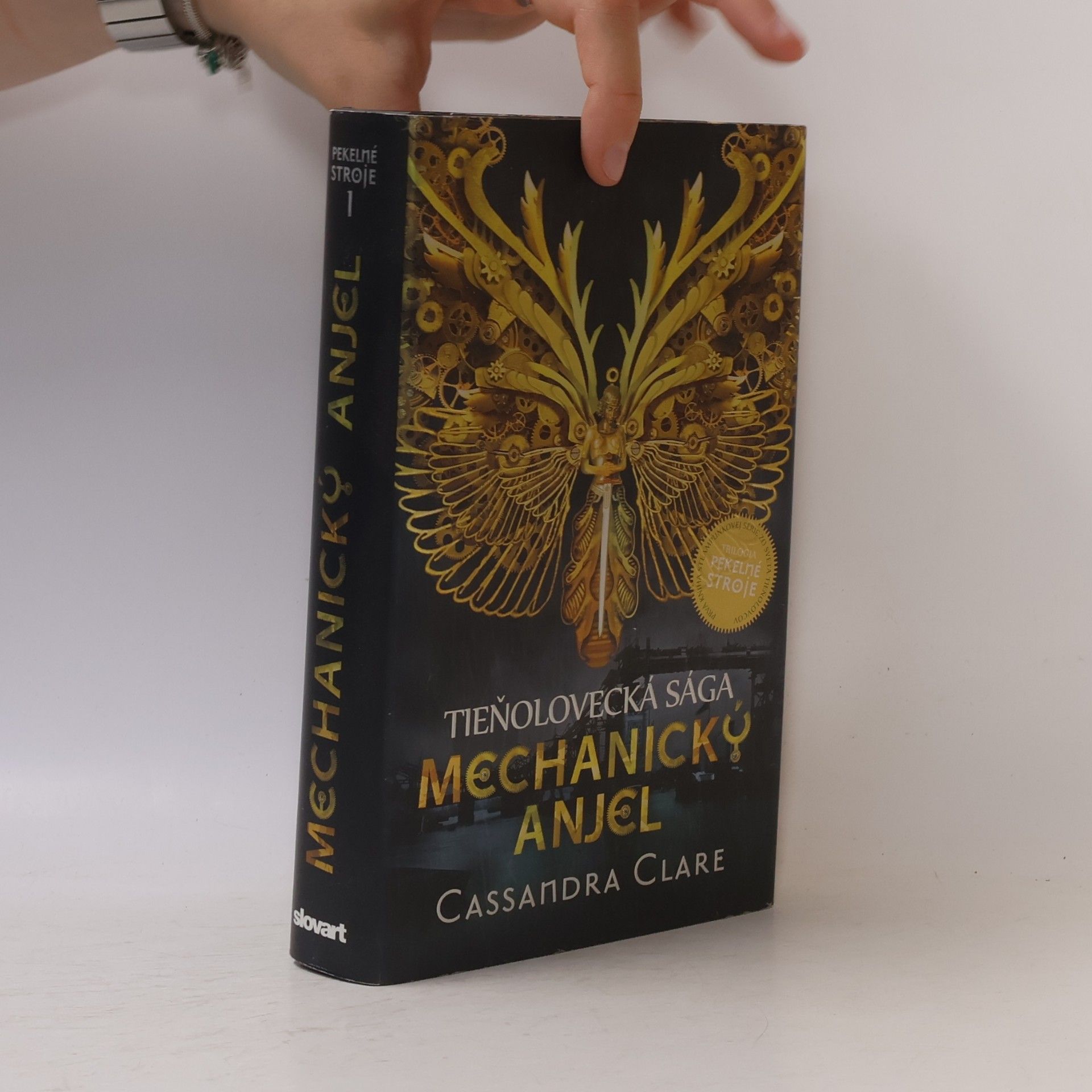Cassandra Clare Mechanický anjel