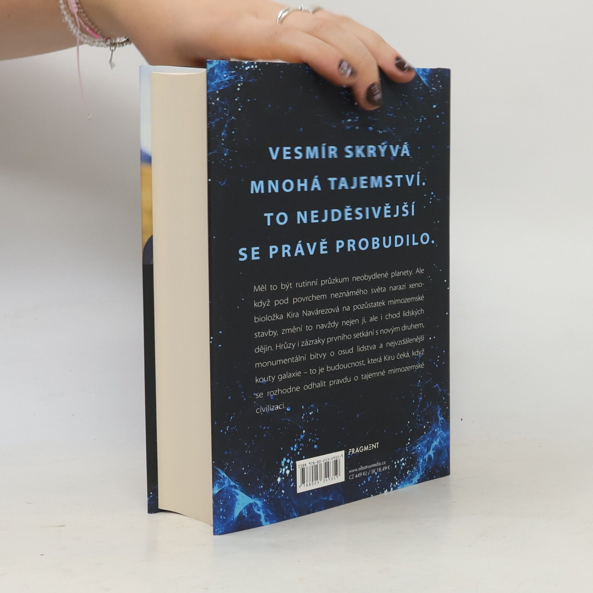 Christopher Paolini Spát v moři hvězd