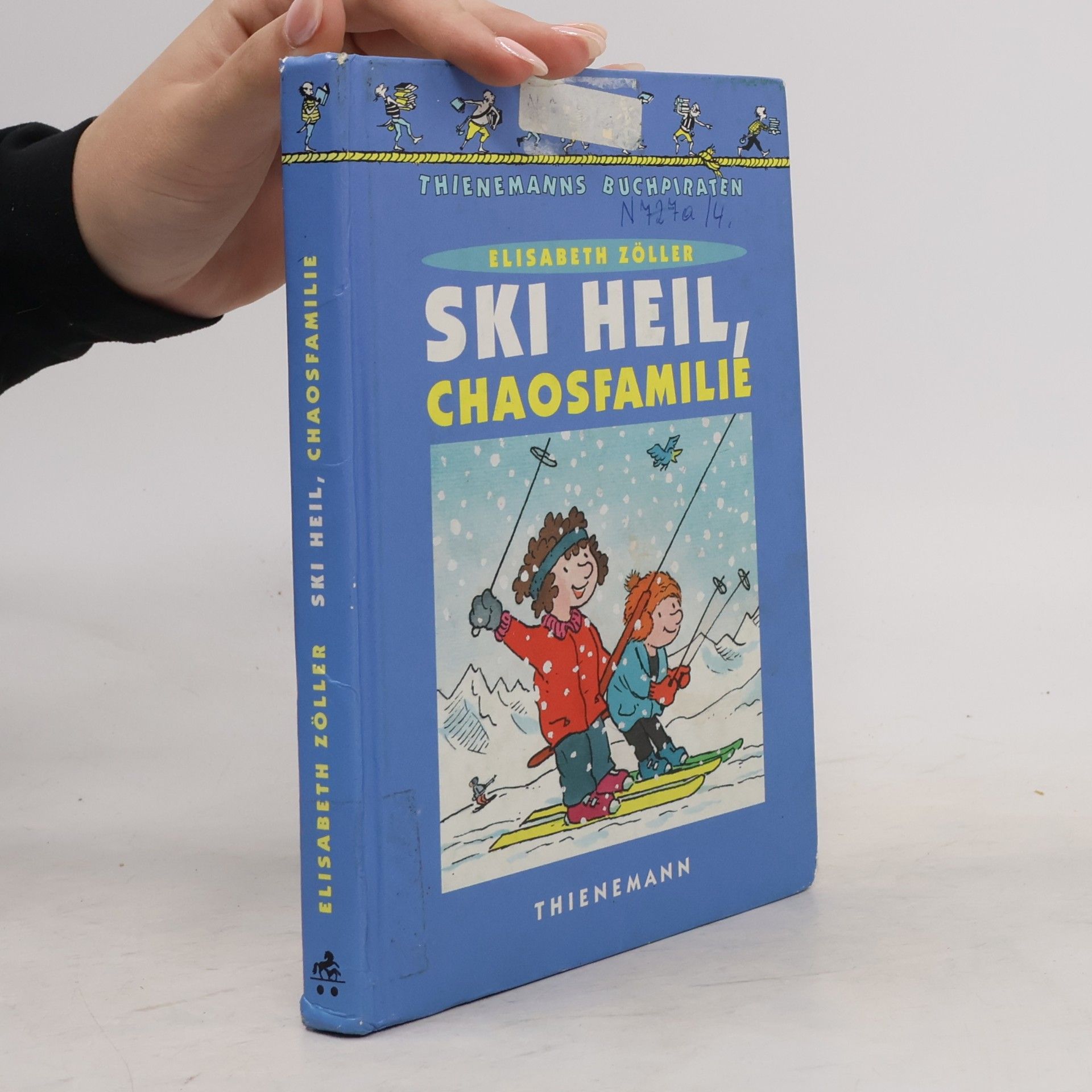 Elisabeth Zöller Ski heil, Chaosfamilie