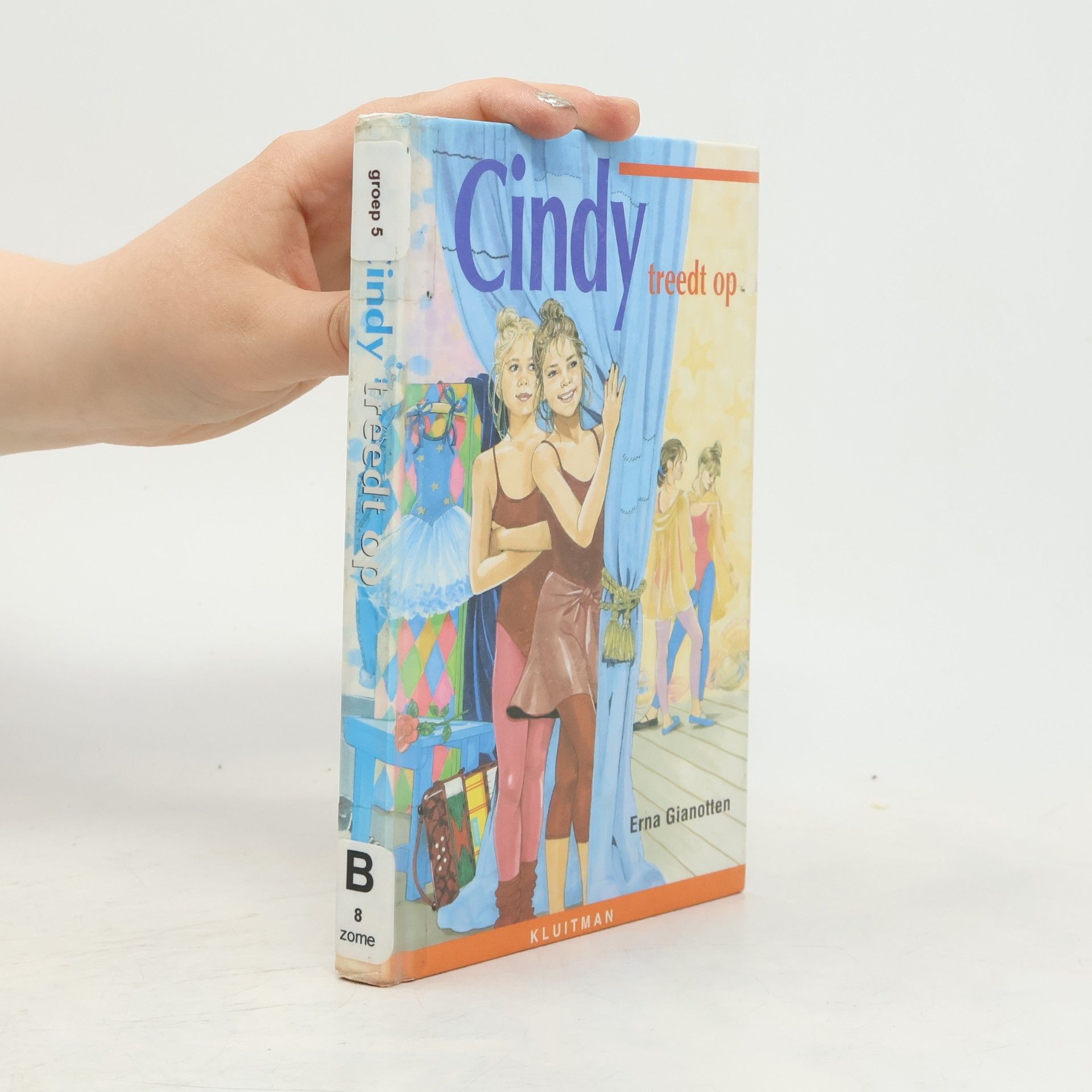Melanie Broekhoven Cindy treedt op