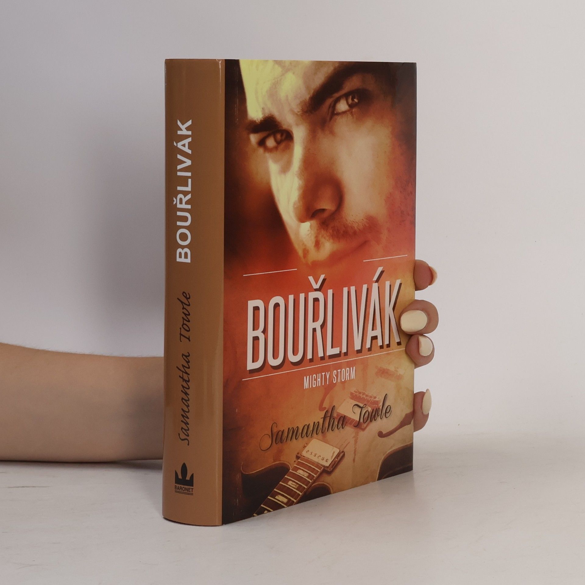 Samantha Towle Bouřlivák. Mighty Storm 1