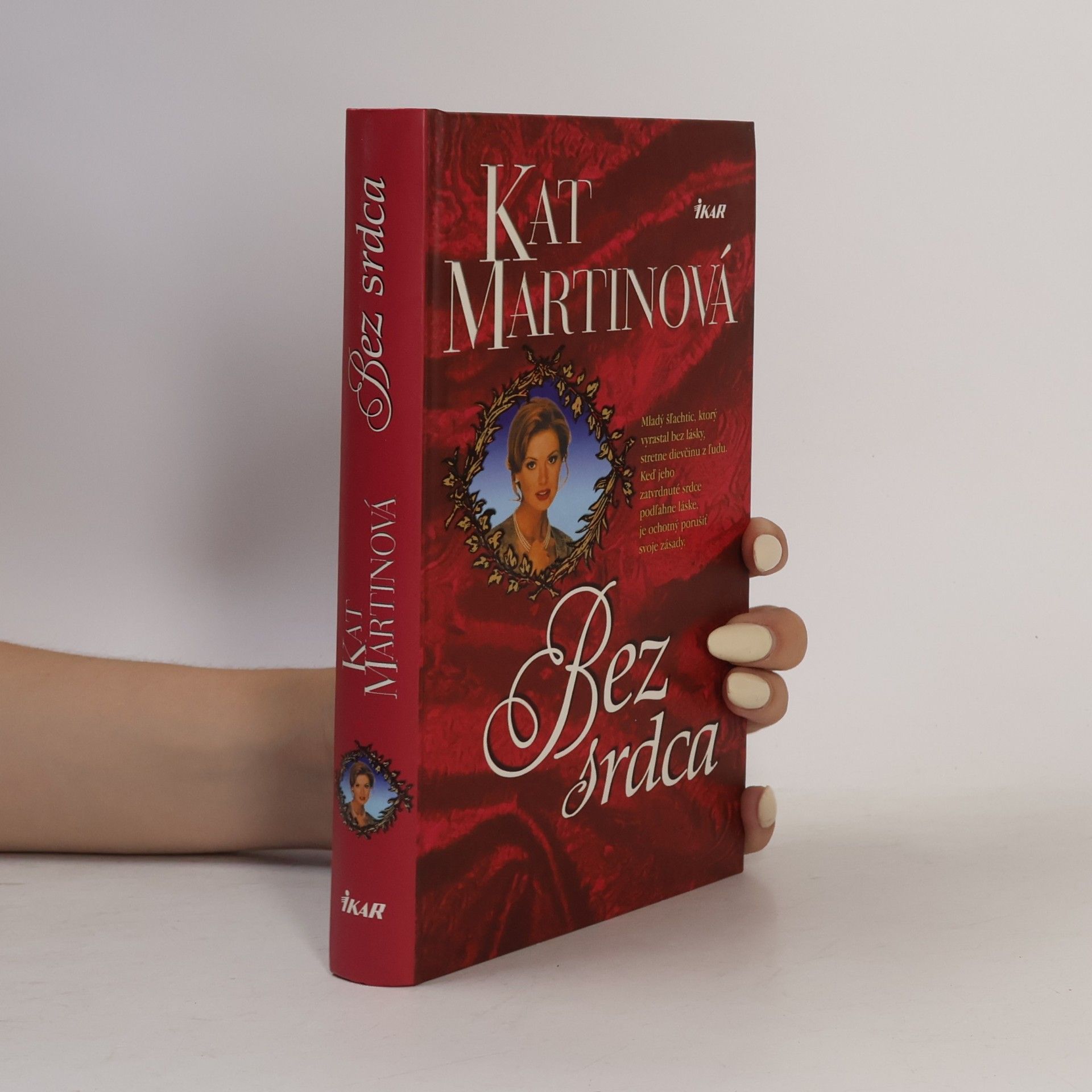 Kat Martinová Bez srdca