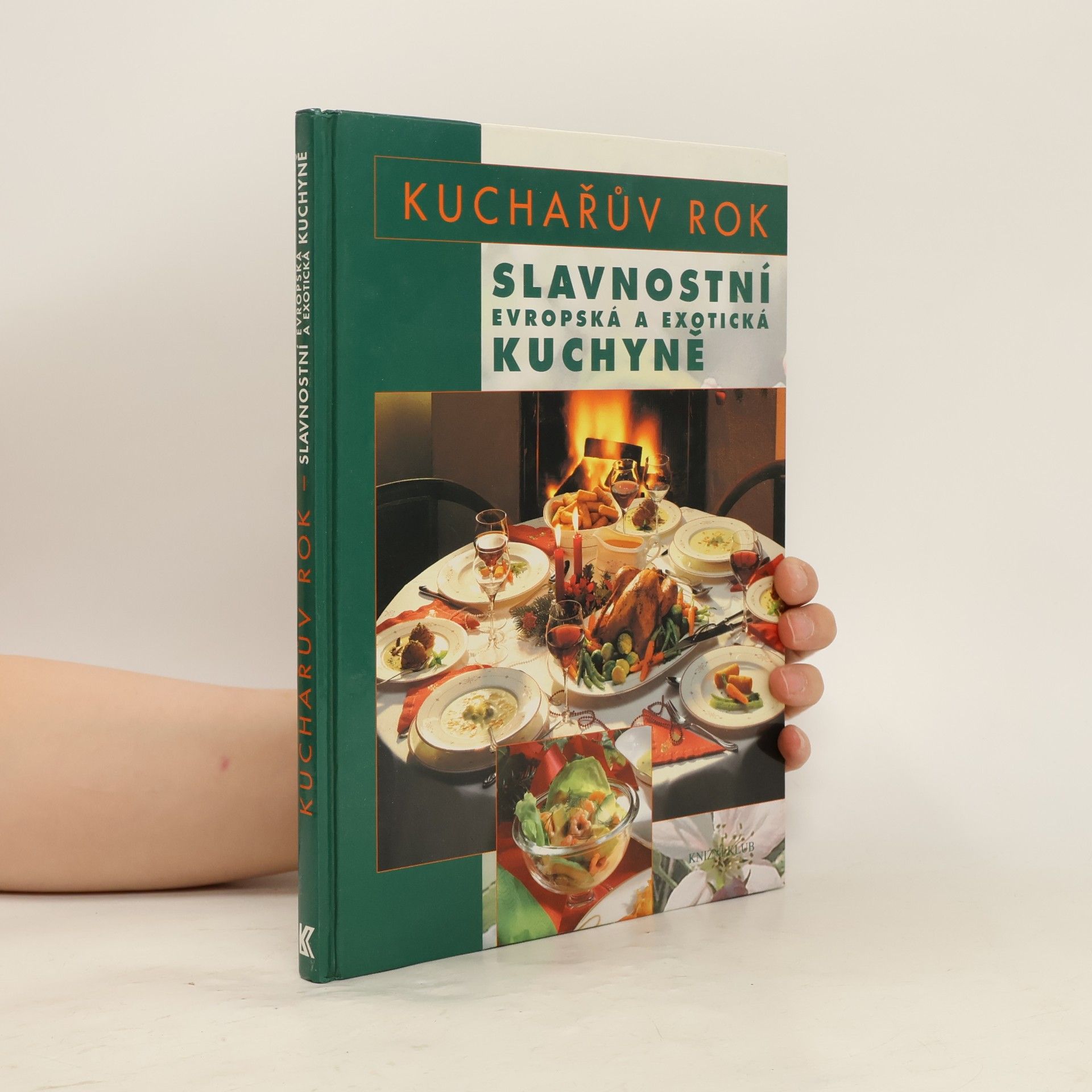 Eugen Stumpf Kuchařův rok. Slavnostní evropská a exotická kuchyně : menu, bufetové pohoštění a brunch