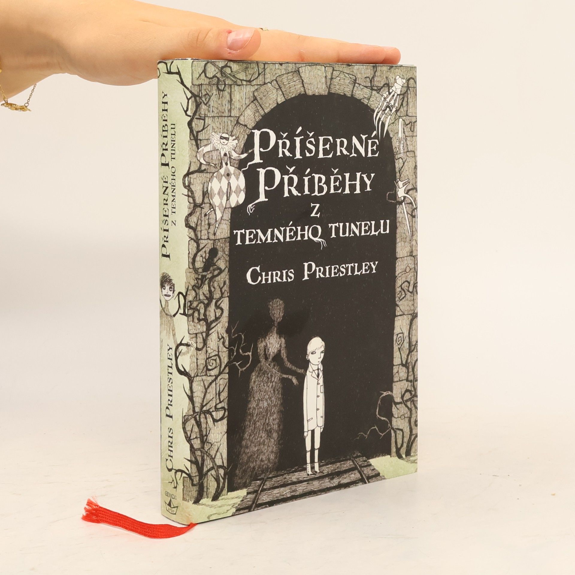 Chris Priestley Příšerné příběhy z temného tunelu