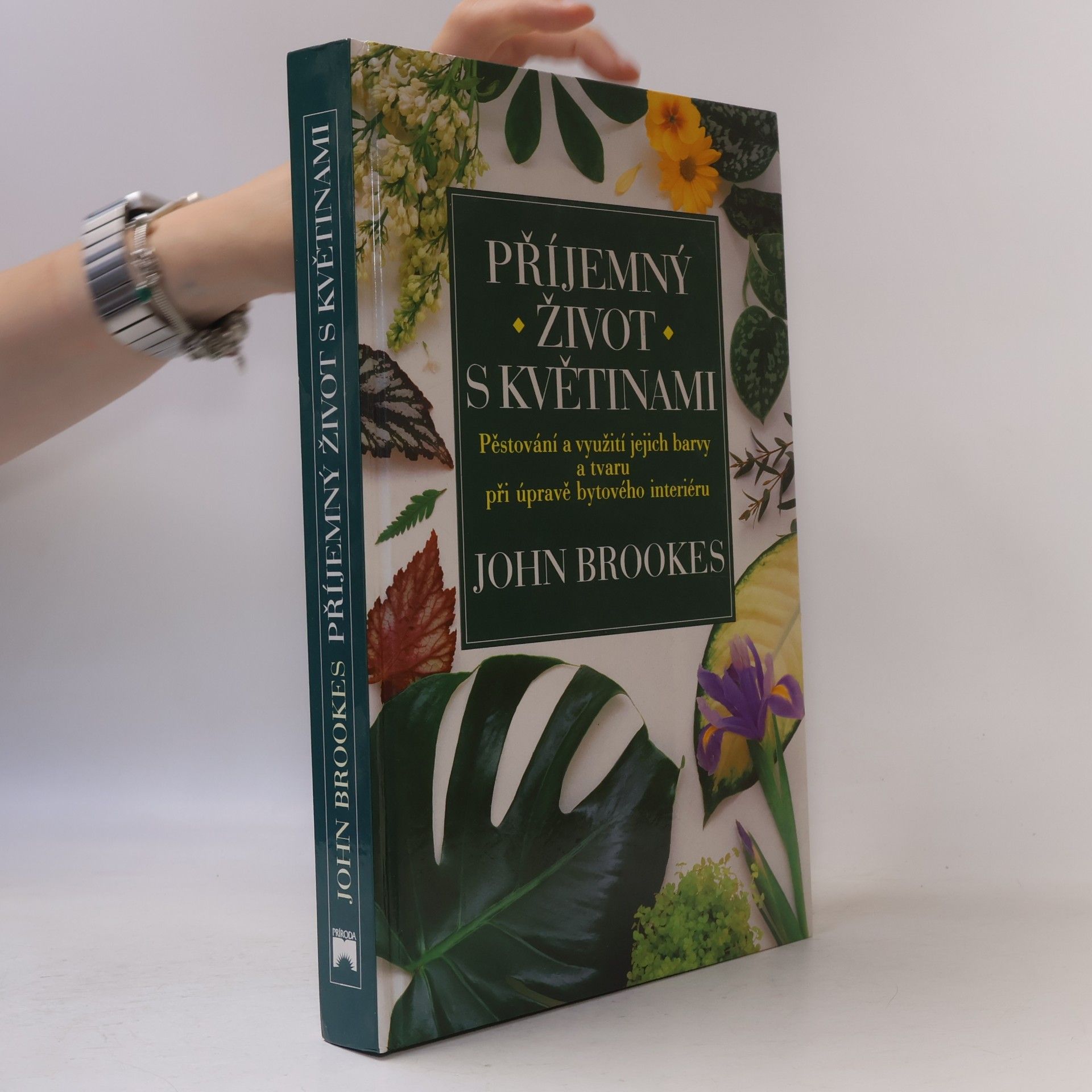 John Brookes Příjemný život s květinami