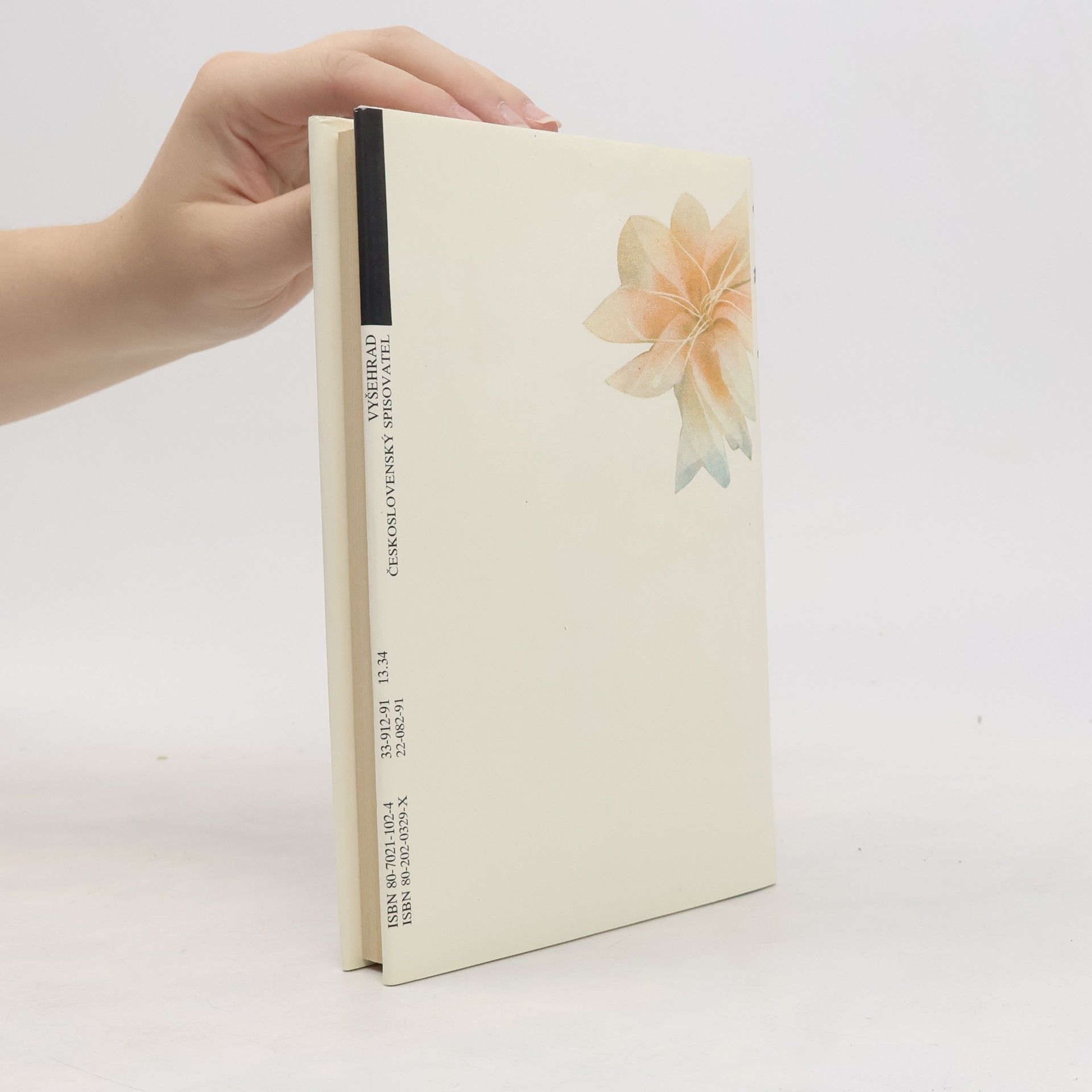 Daphne du Maurier Mrtvá a živá