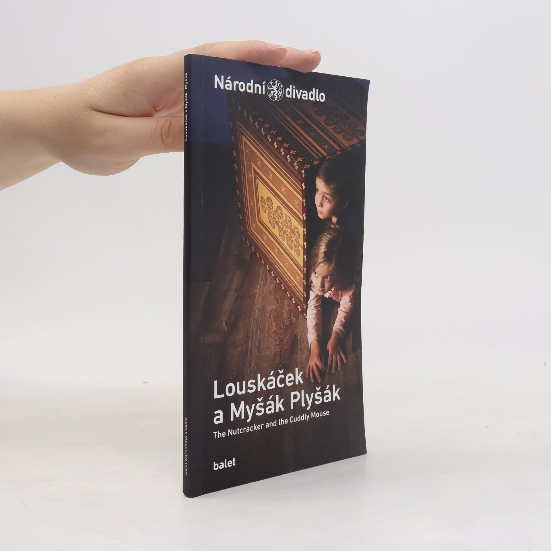 Julie Kočí Louskáček a myšák Plyšák