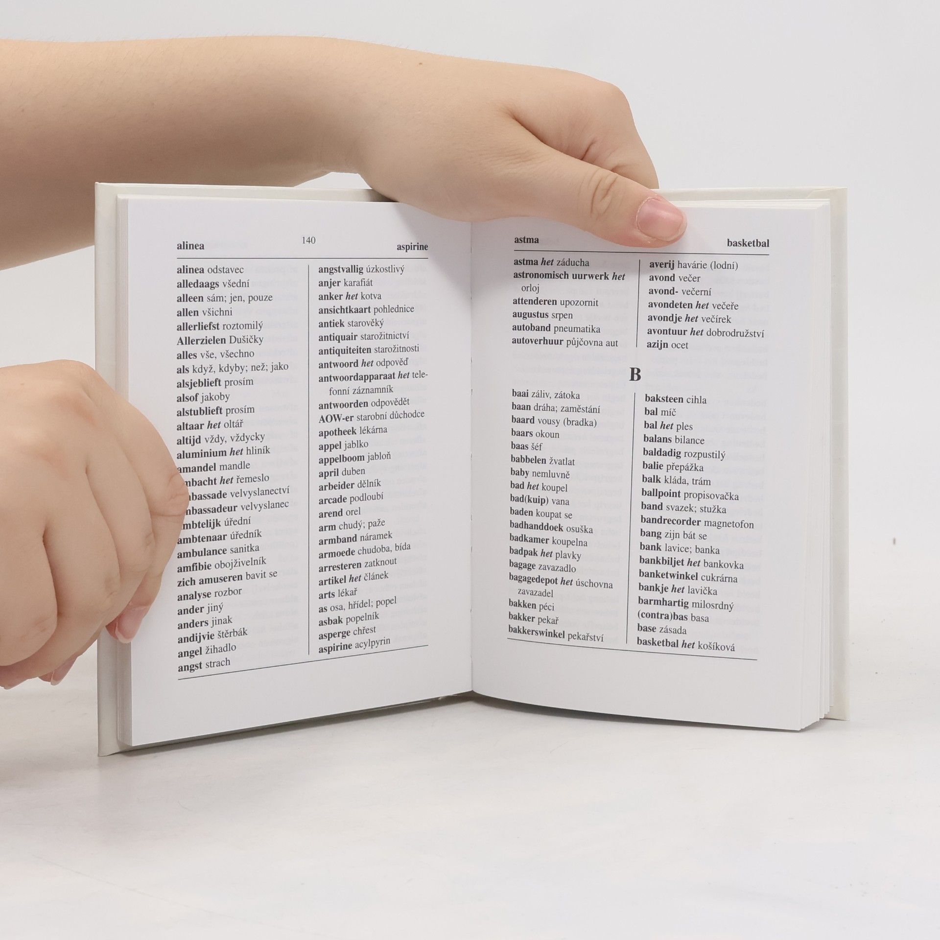 Přemysl Janota Kapesní nizozemský slovník = Tsjechisch zakwoordenboek