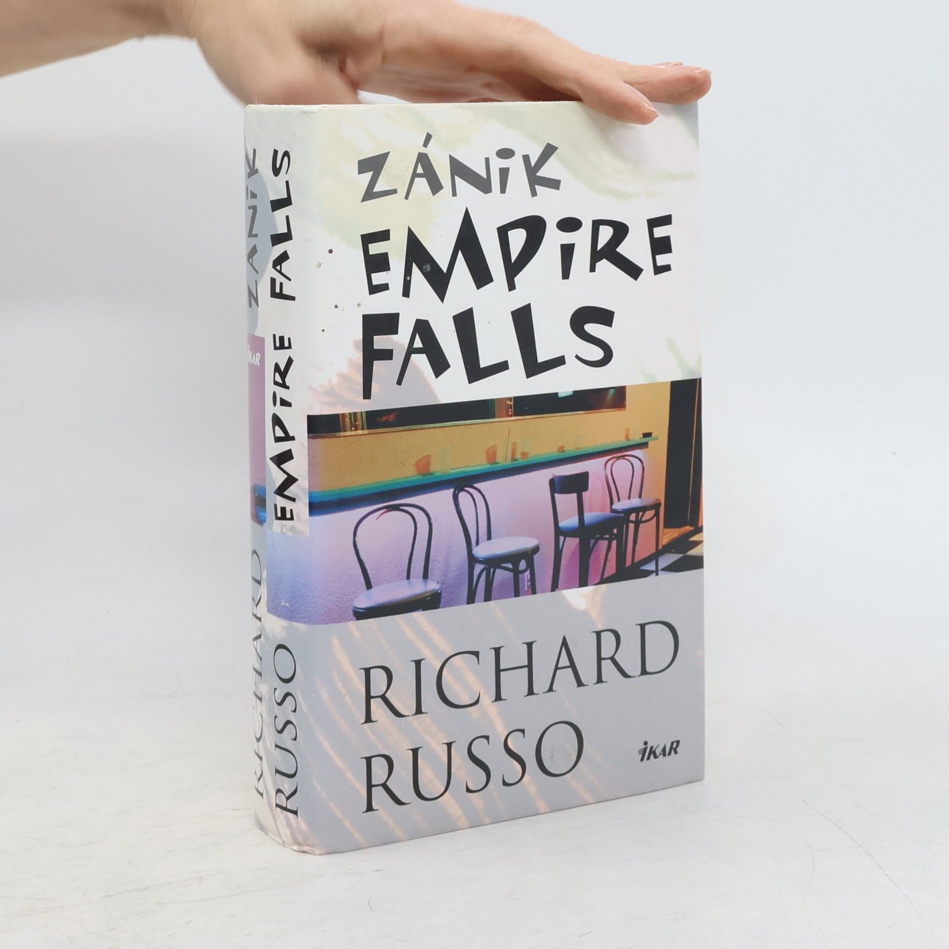 Richard Russo Zánik Empire Falls