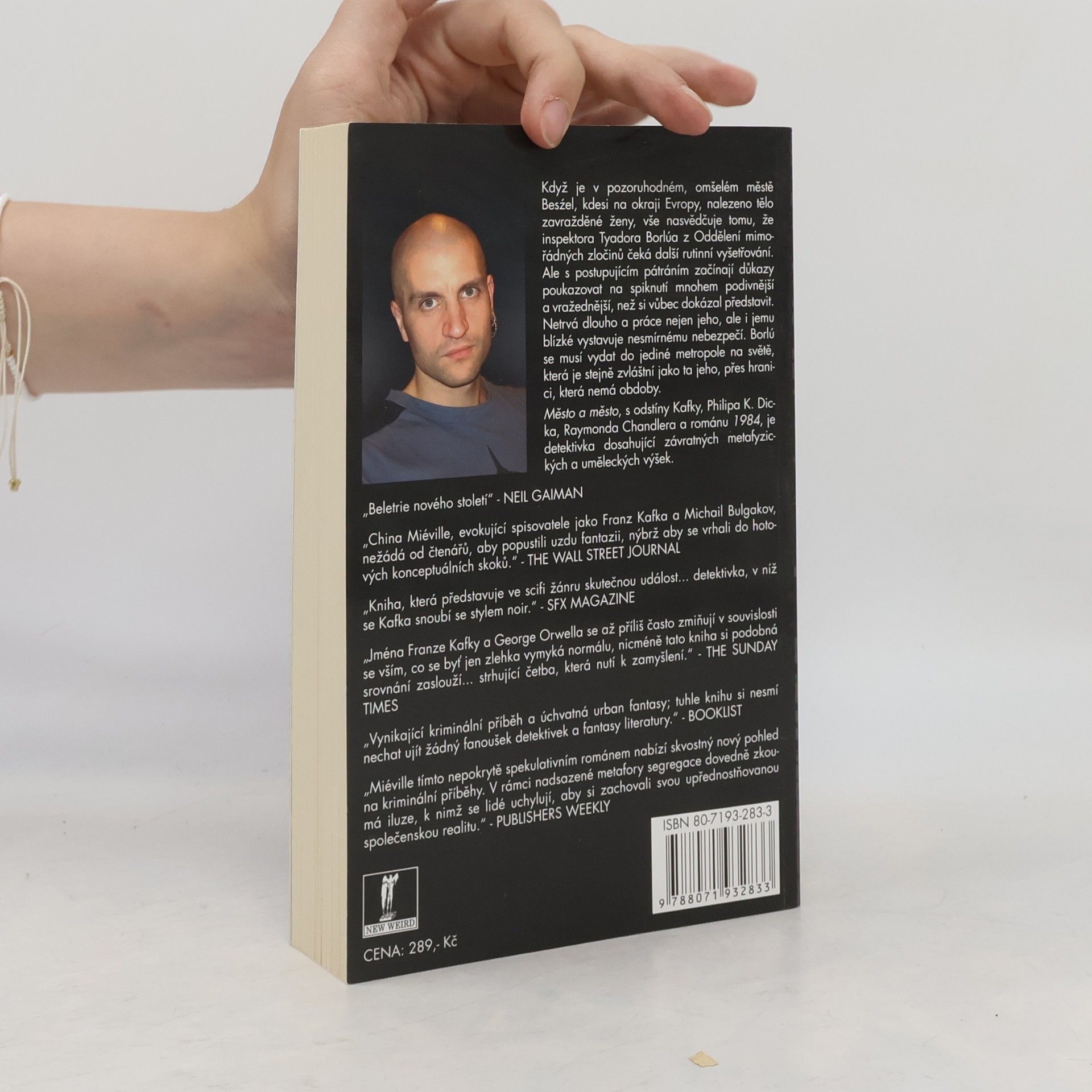 China Miéville Město & město