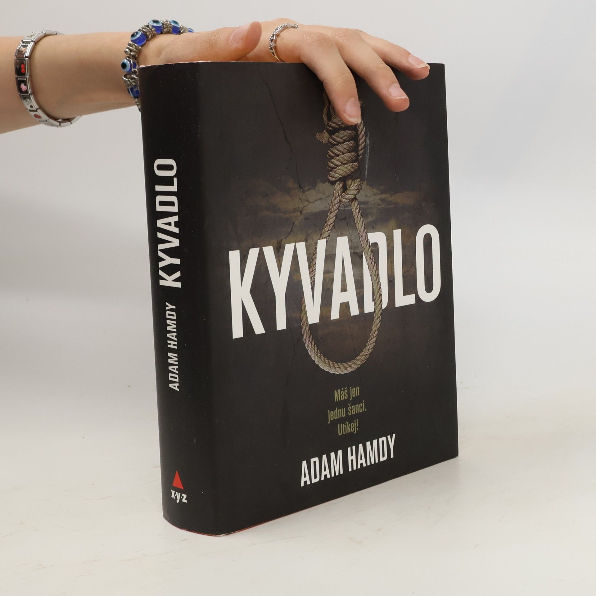 Adam Hamdy Kyvadlo