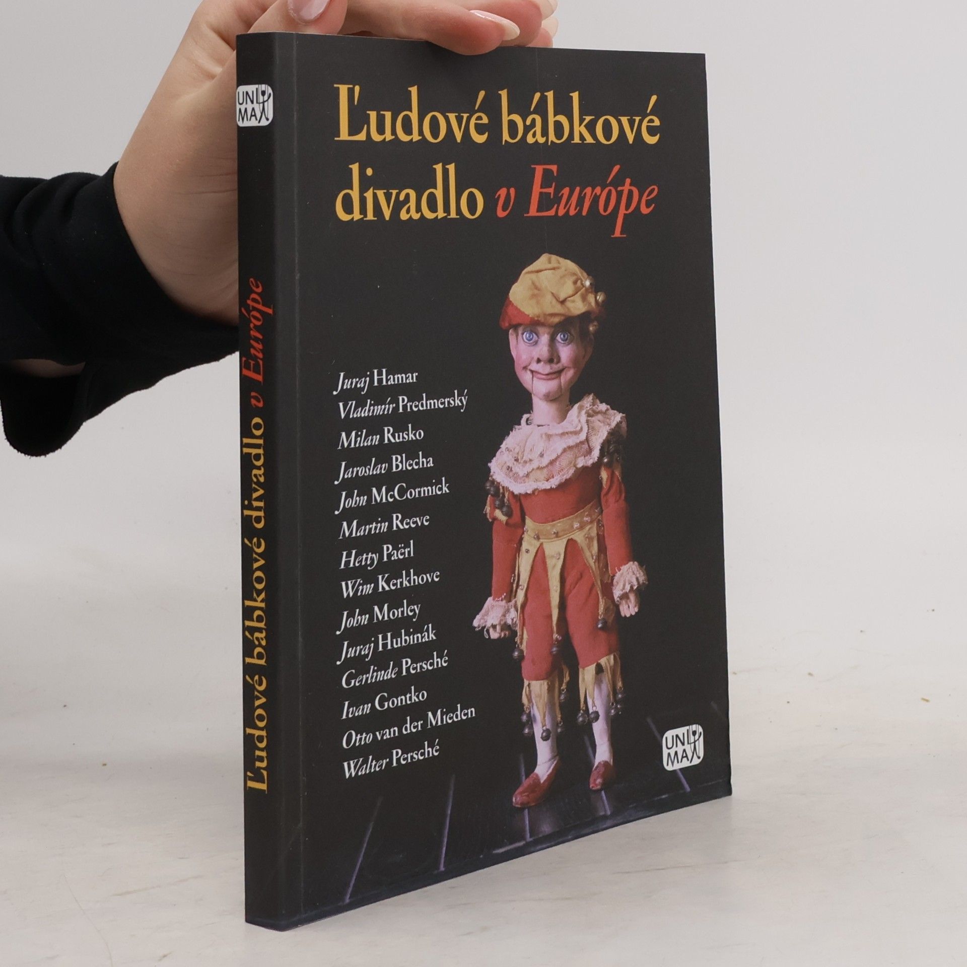Juraj Hamar Ľudové bábkové divadlo v Európe