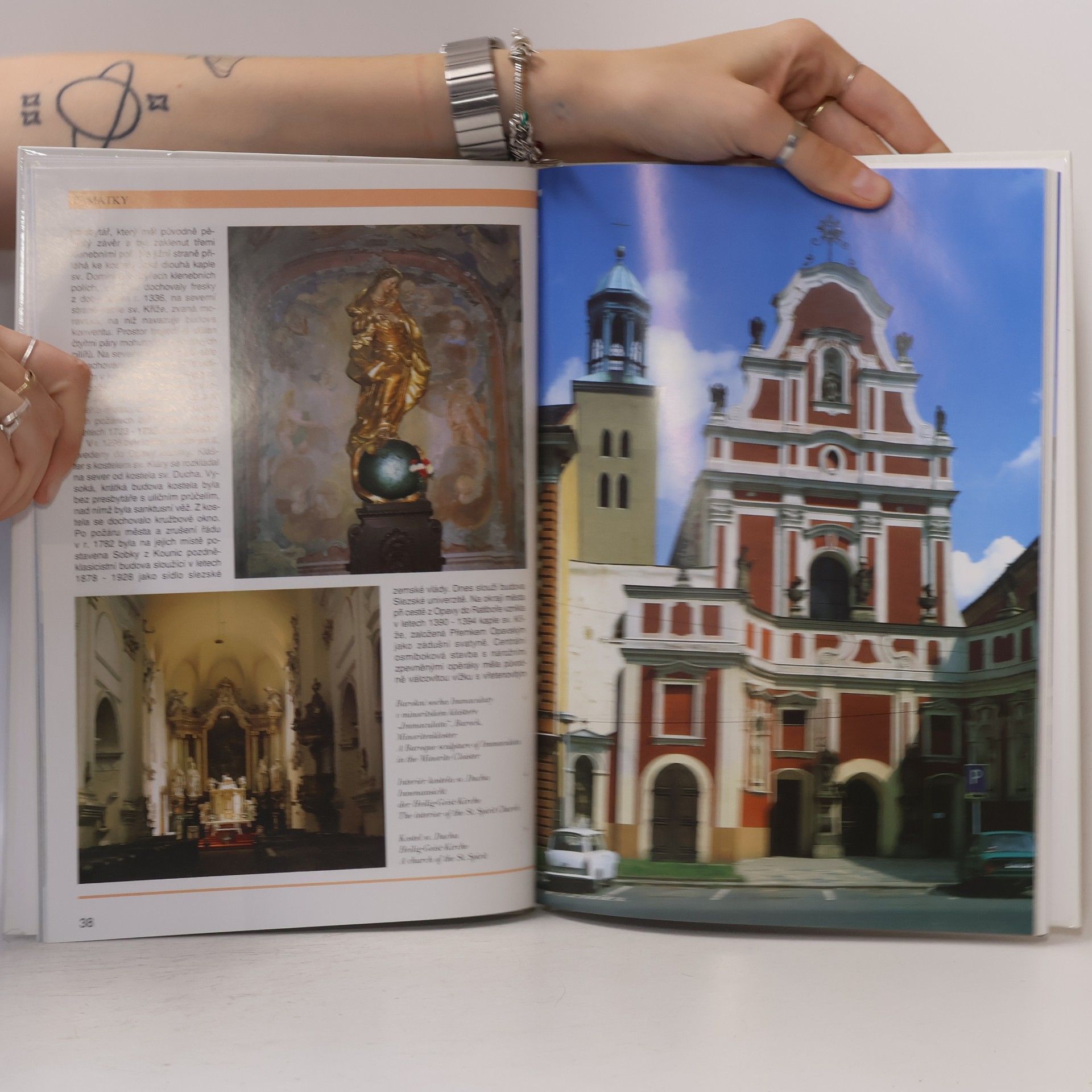 Autores varios Opava