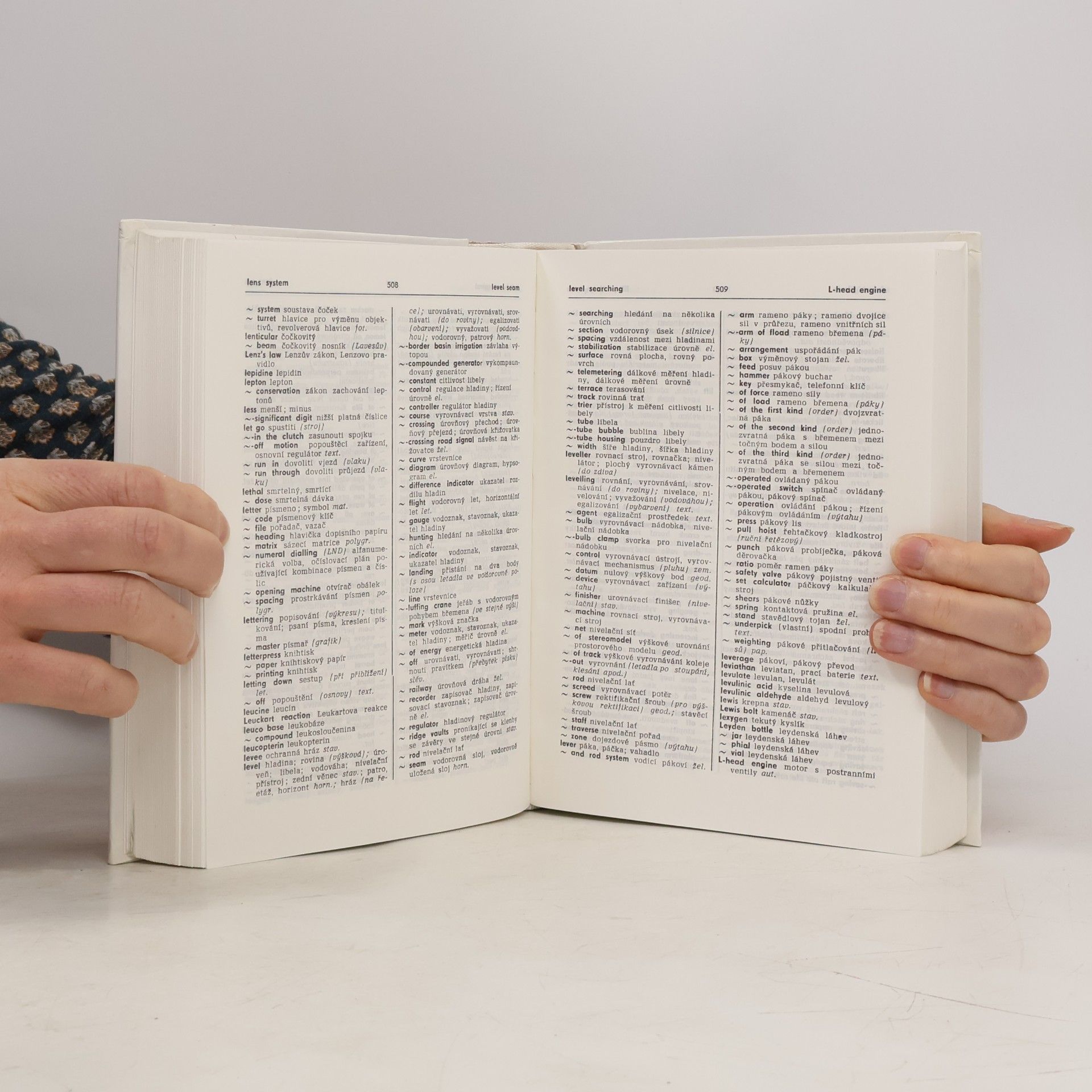 Zdeněk Bažant Anglicko-český technický slovník = English-Czech technical dictionary