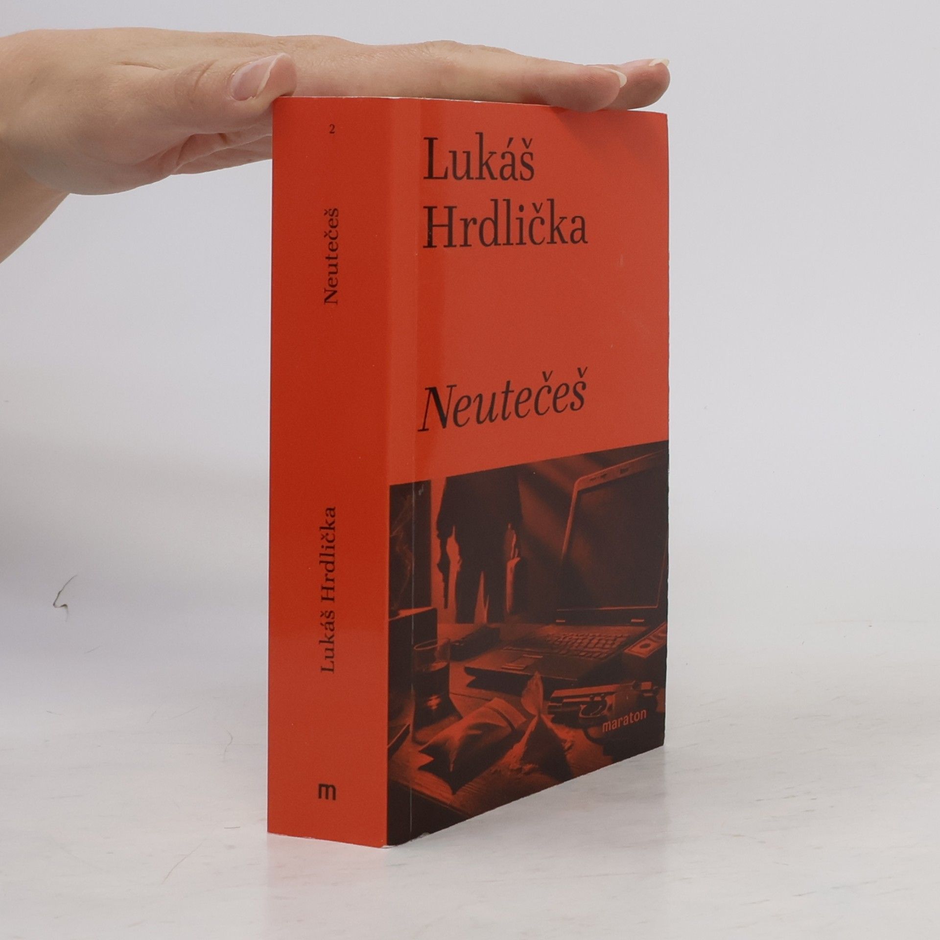 Lukáš Hrdlička Neutečeš