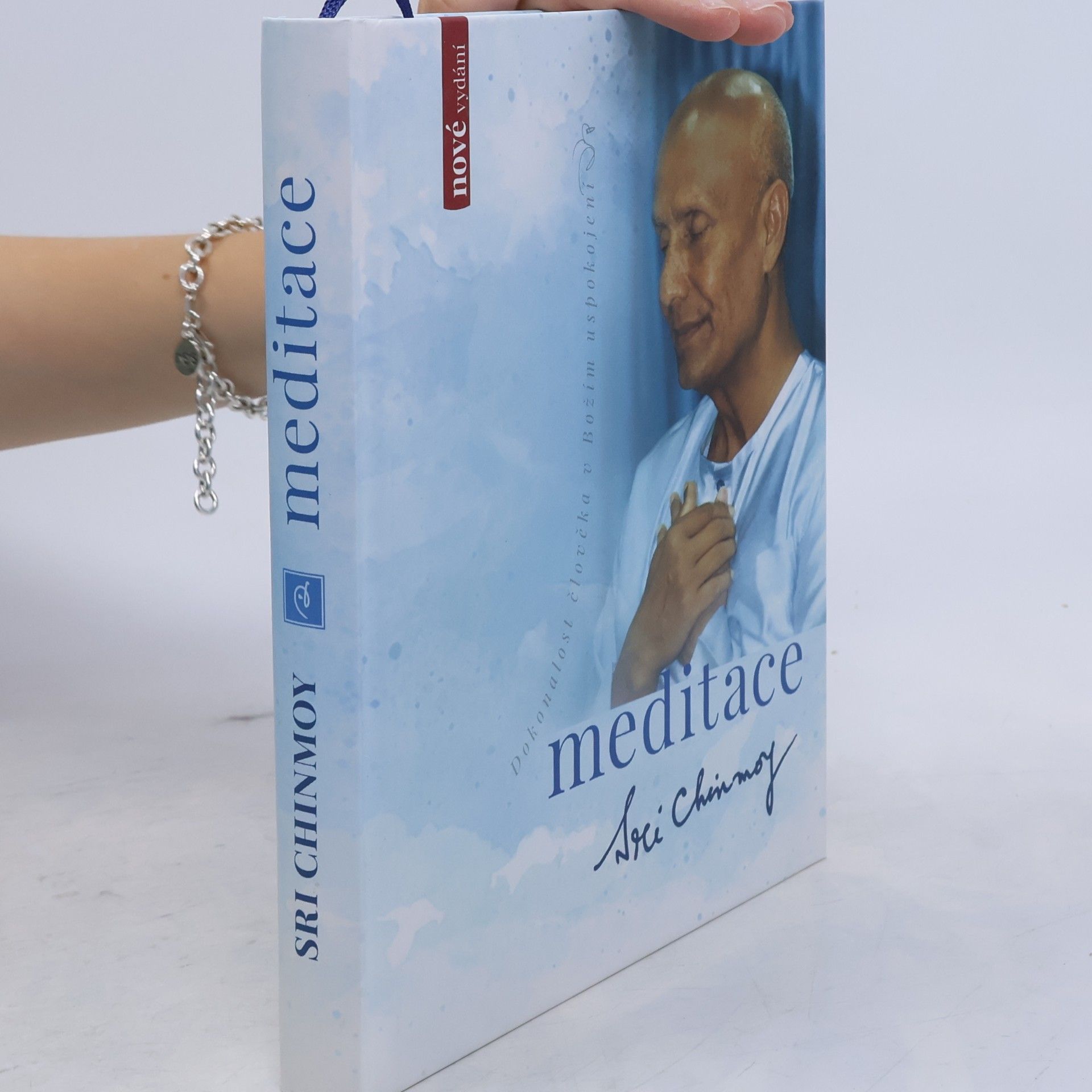 Chinmoy Kumar Ghose Meditace : dokonalost člověka v Božím uspokojení
