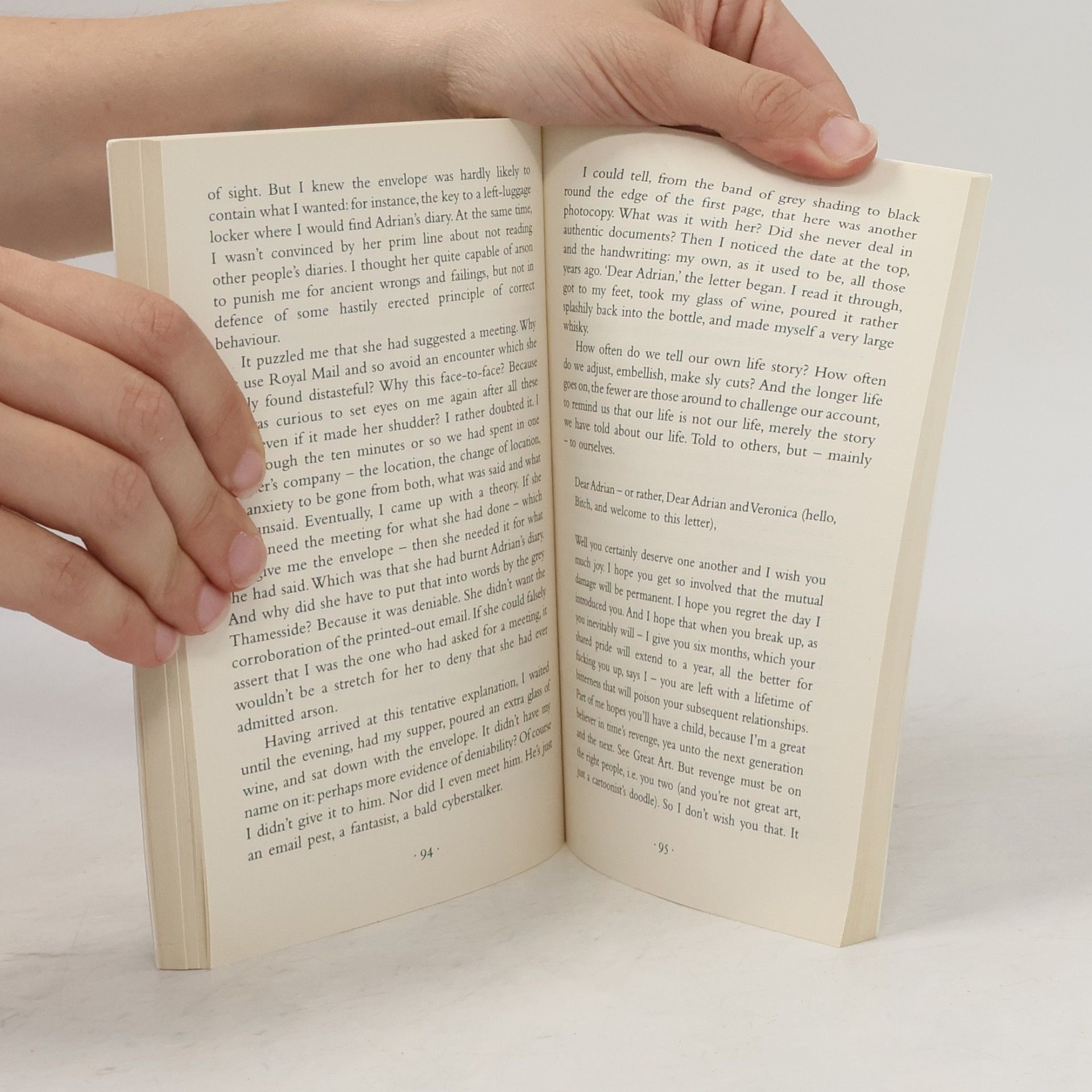 Julian Barnes The Sense of an Ending