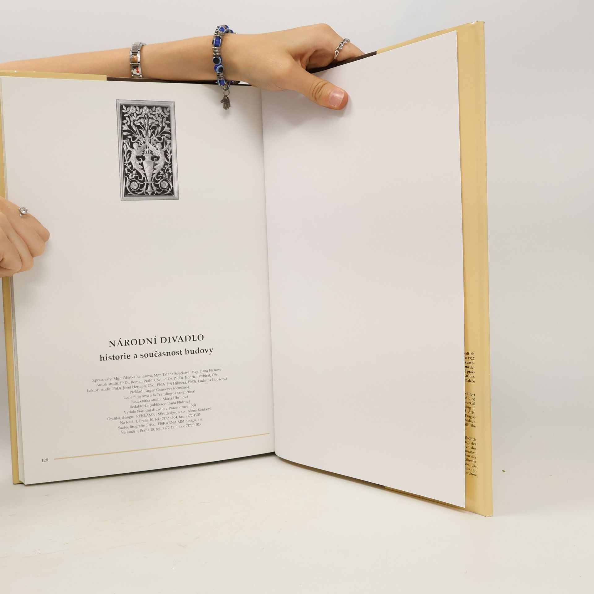 Kolektiv autorů Národní divadlo. Historie a současnost budovy