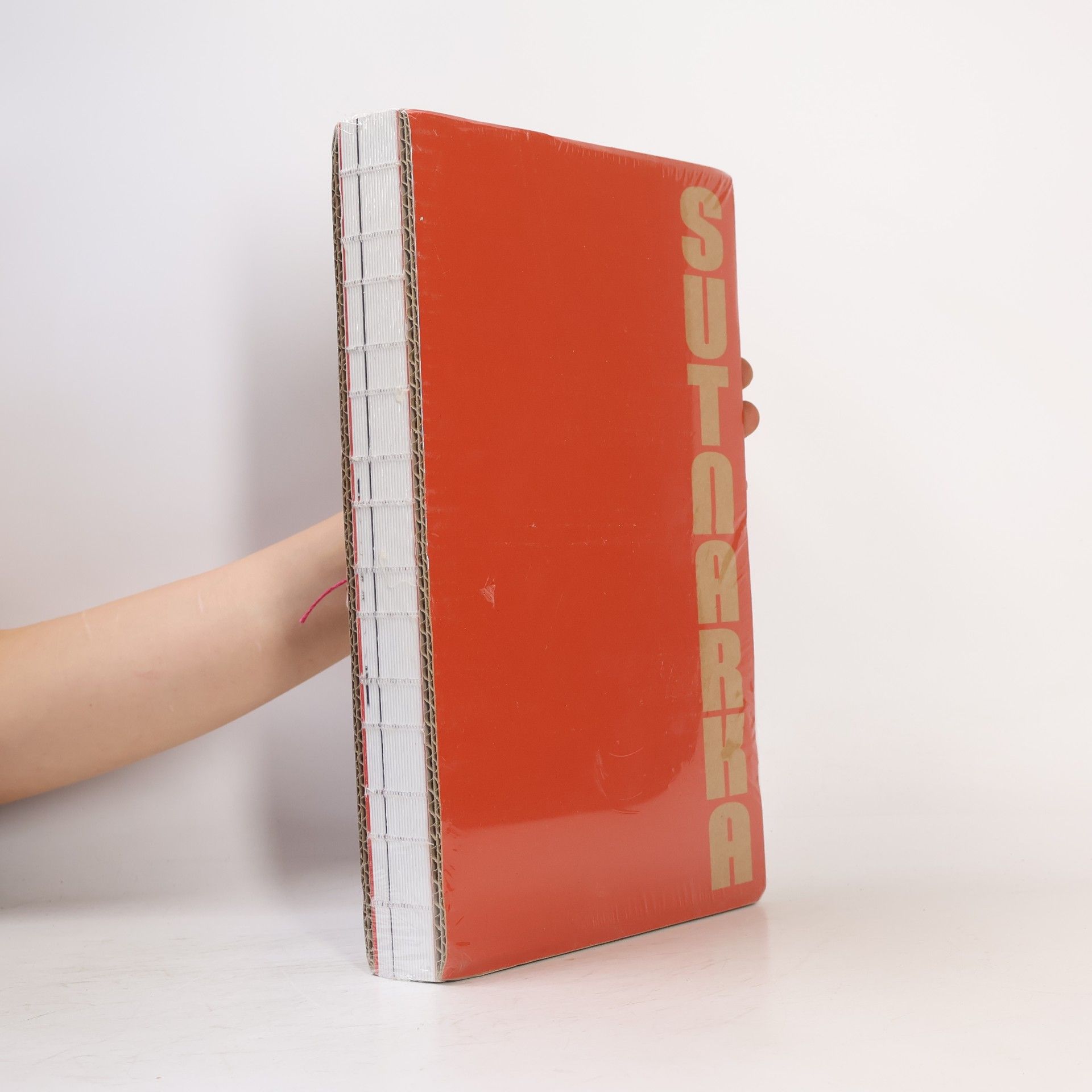 Autores varios Sutnarka