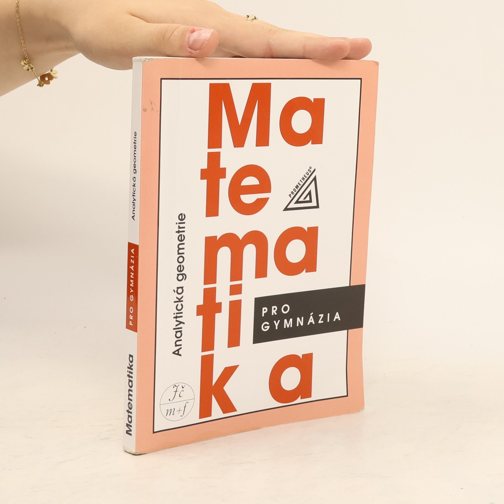Milan Kočandrle Matematika pro gymnázia. Analytická geometrie