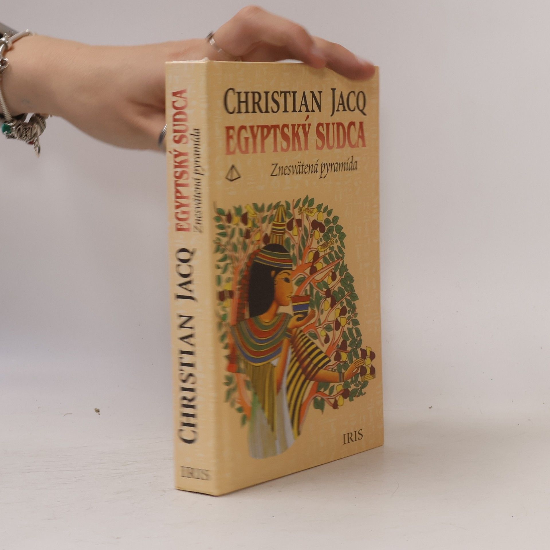 Christian Jacq Egyptský sudca 1: Znesvätená pyramída