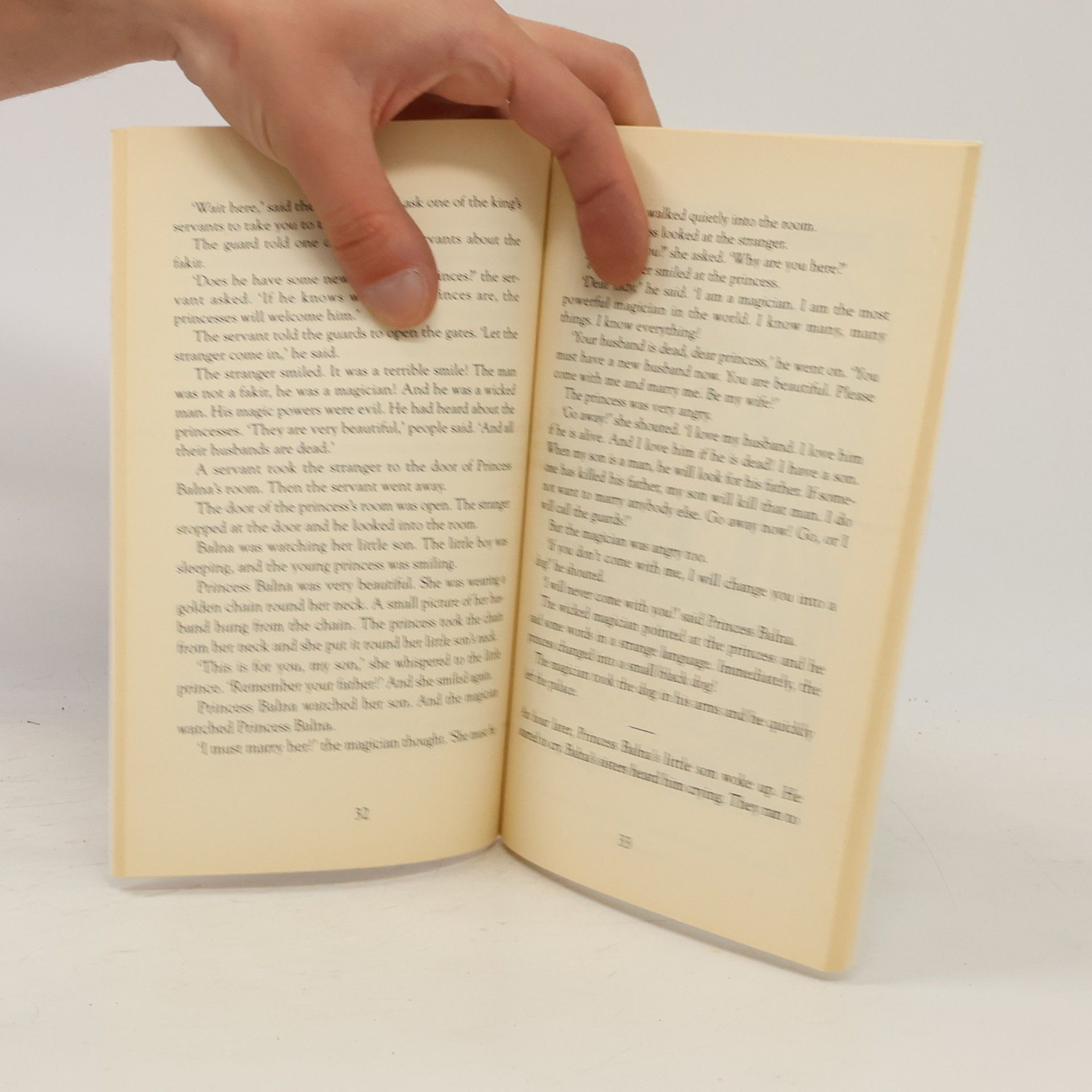 Catherine Y. Khoo Heinemann ELT Guided Readers Elementary: Love Conquers Death and Other Stories