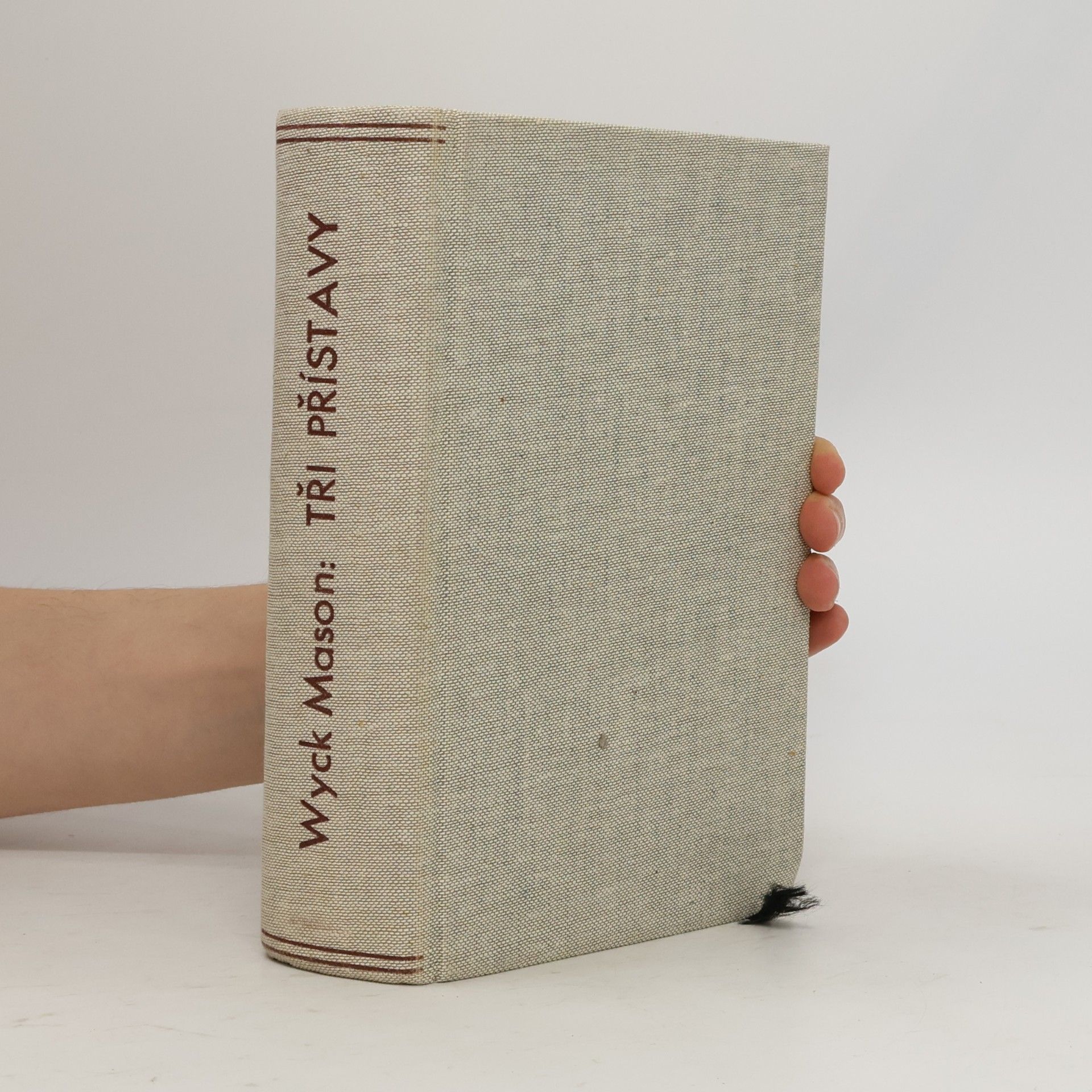 F. van Wyck Mason Tři přístavy