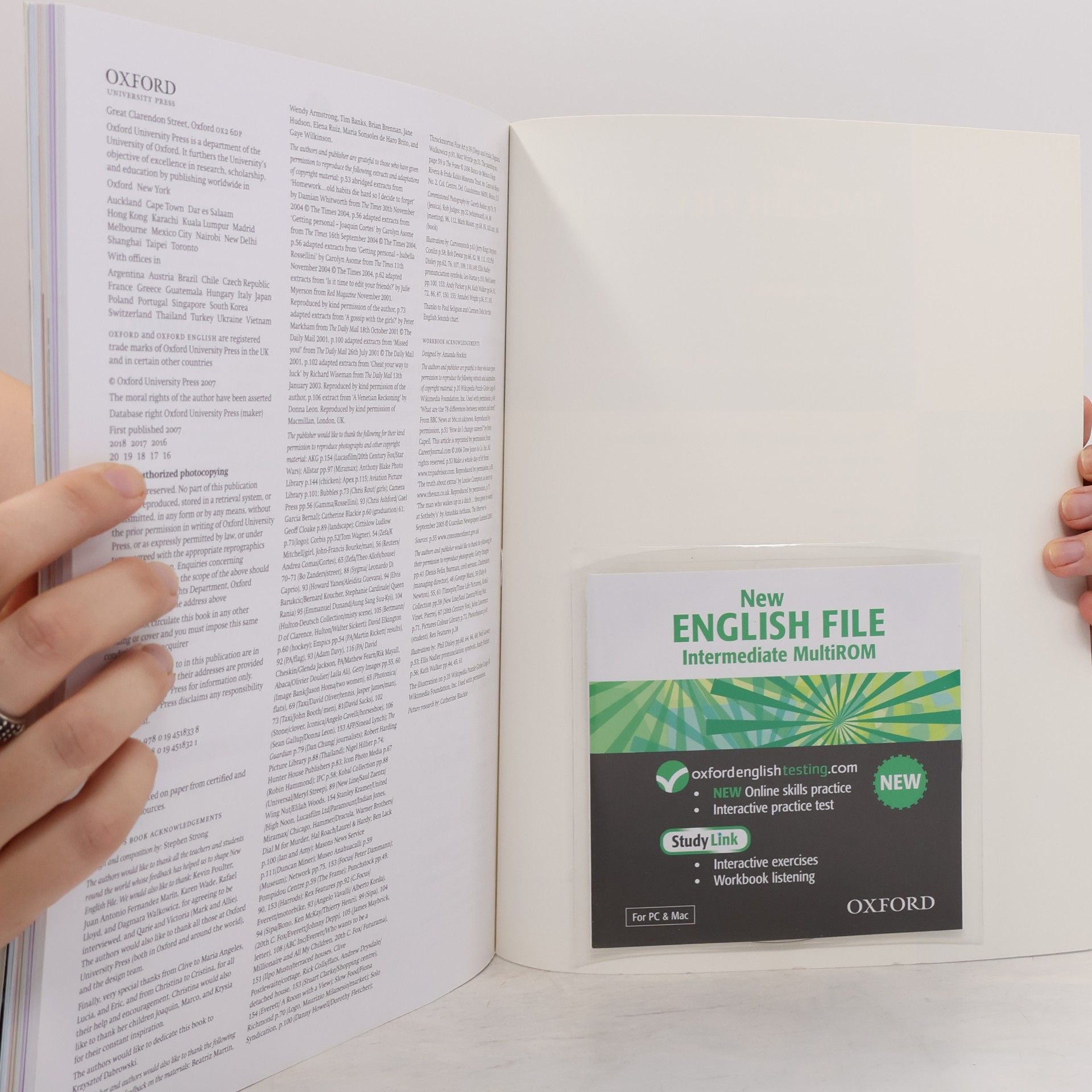 Clive Oxenden New English file. Intermediate. MultiPack B