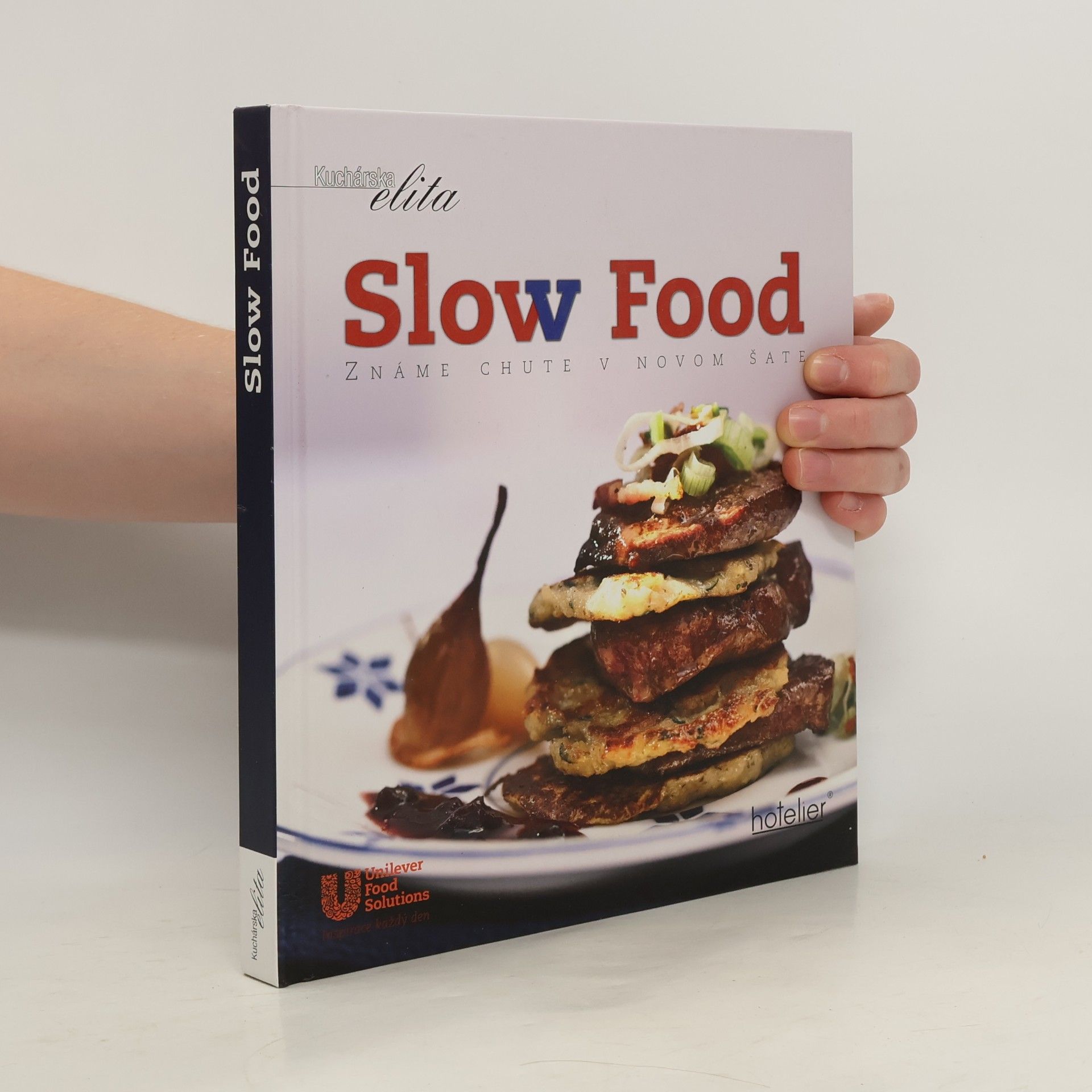 AA.VV. Slow food: známe chute v novom šate