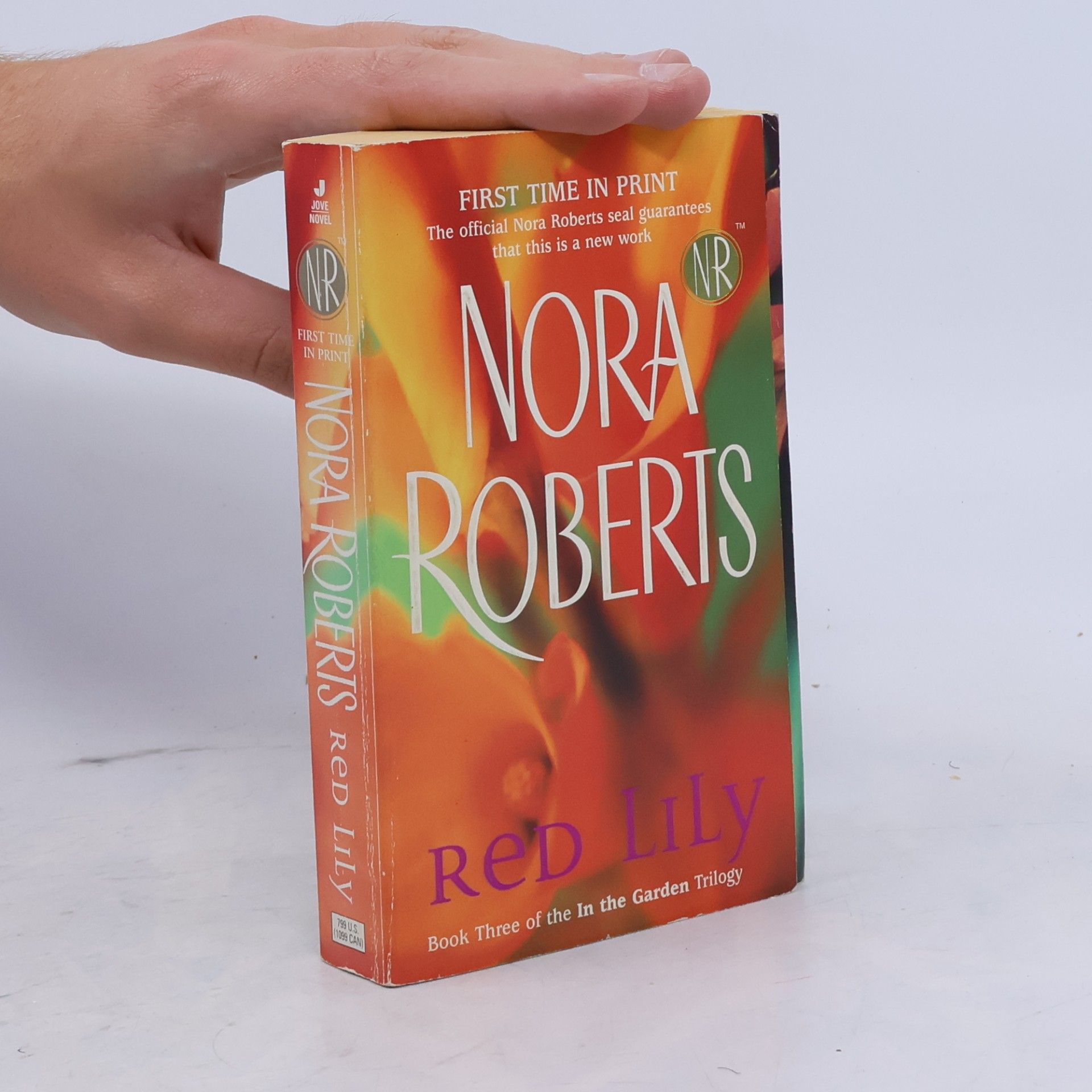 Nora Roberts Red Lily