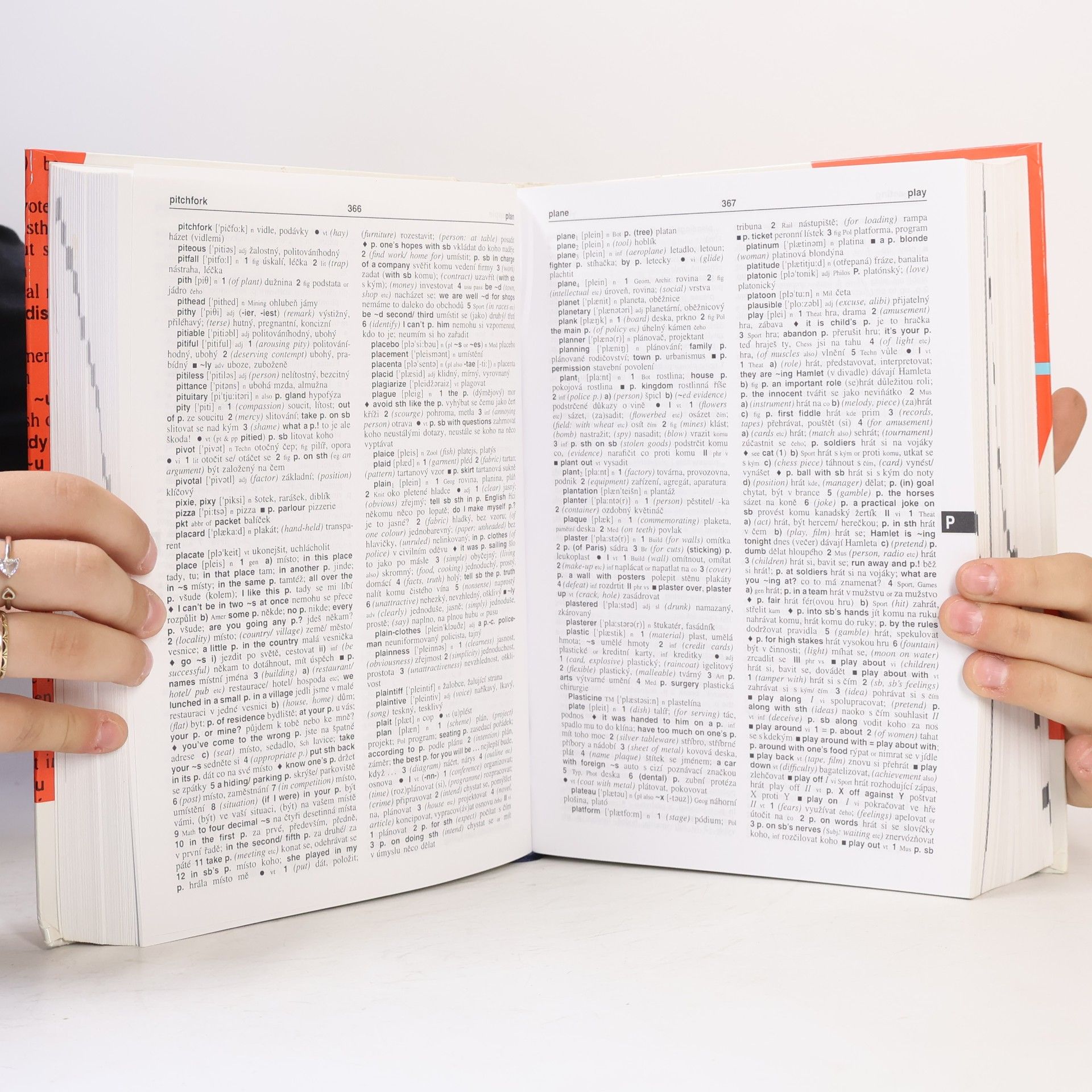 Josef Fronek Anglicko-český, česko-anglický slovník = English-czech, czech-english dictionary