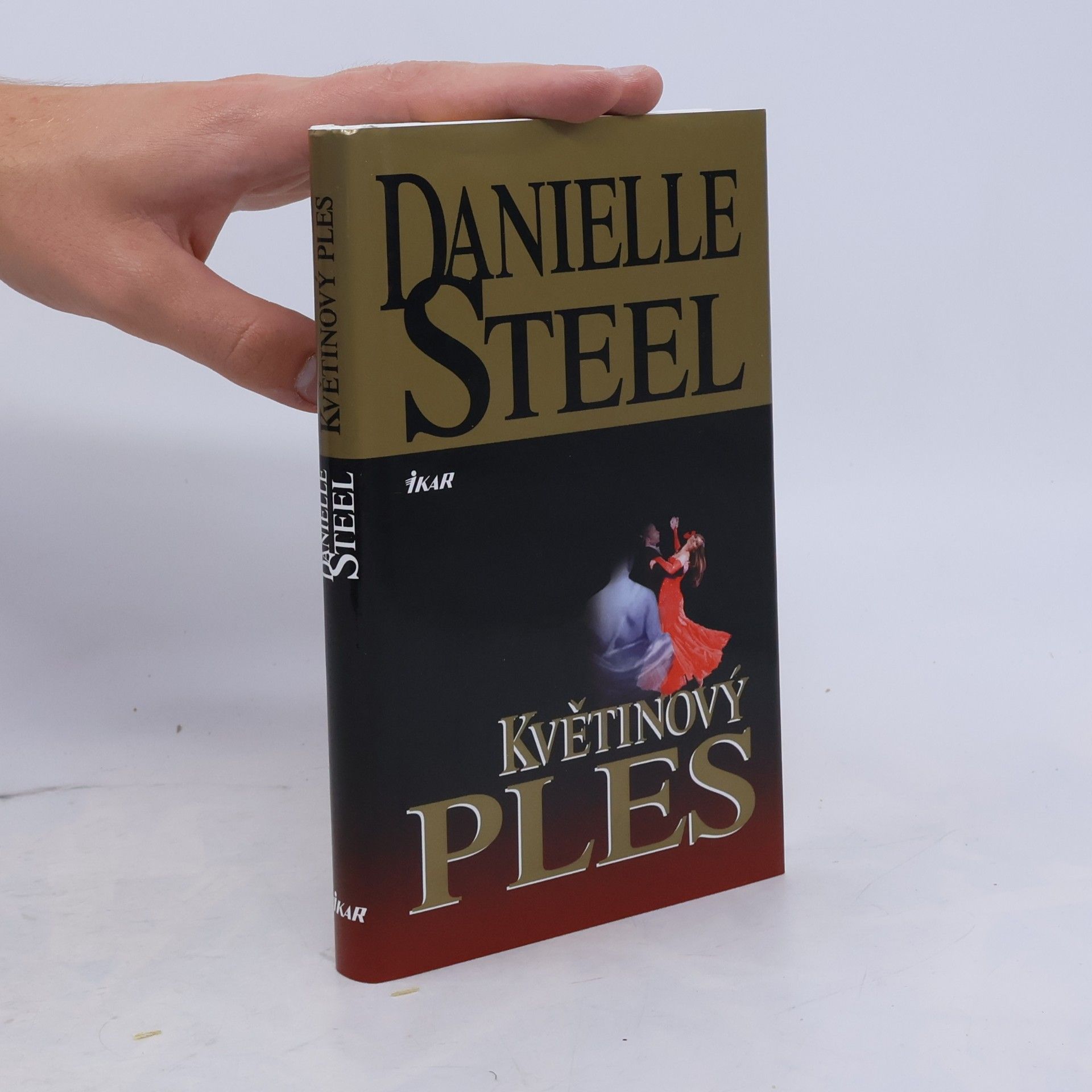 Danielle Steel Květinový ples