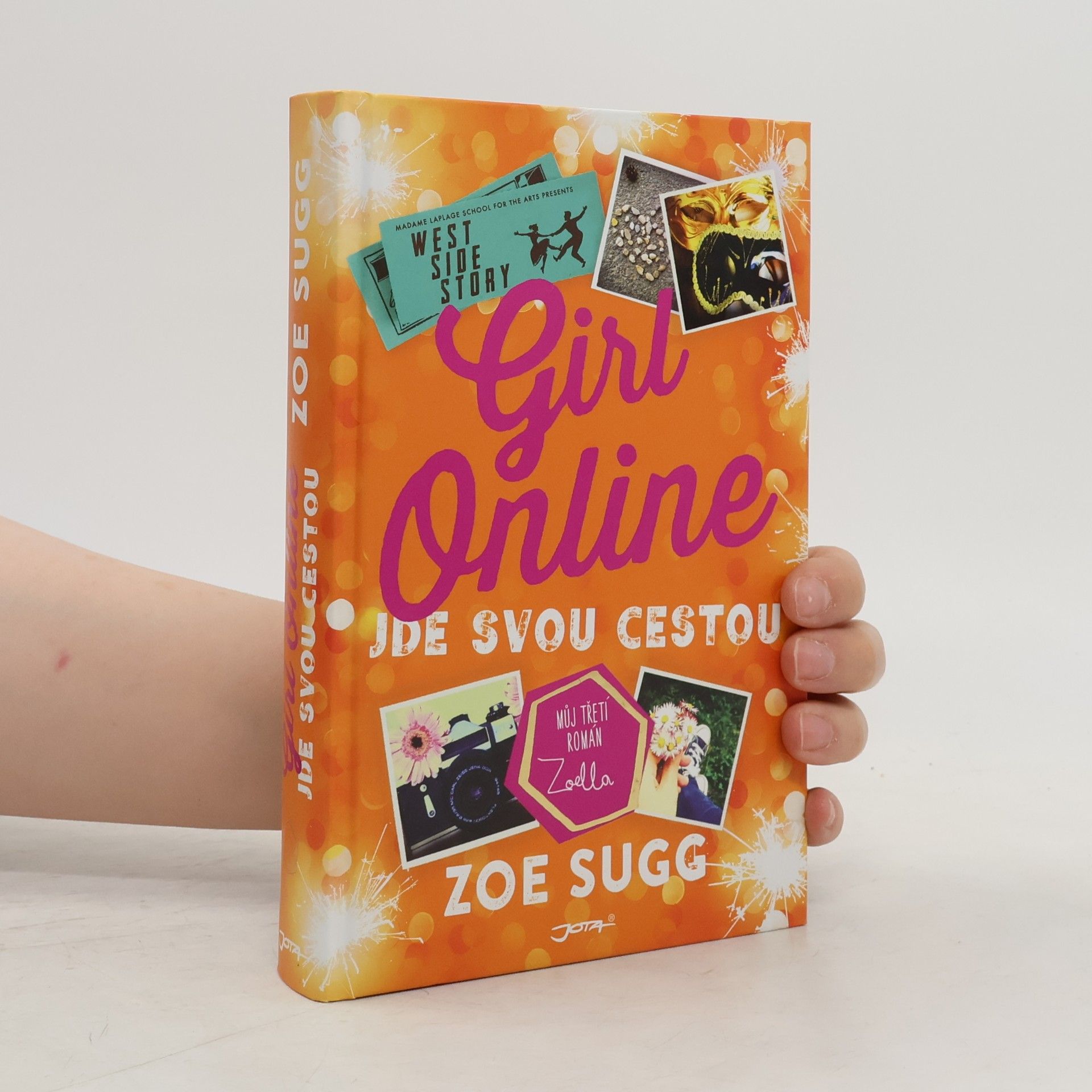Zoe Sugg Girl Online jde svou cestou