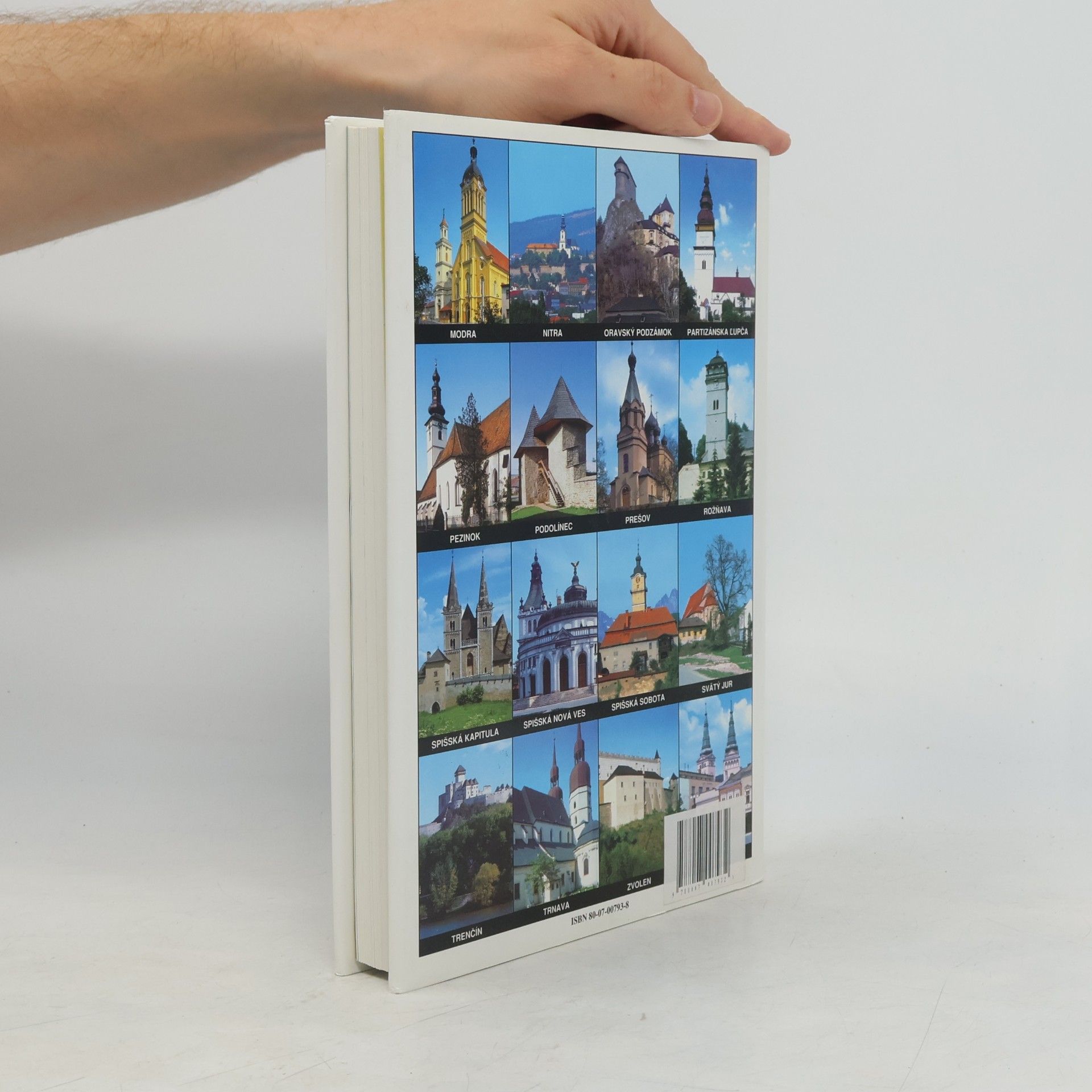 Autorenkollektiv Slovakia. Walking Through Centuries of Cities and Towns.
